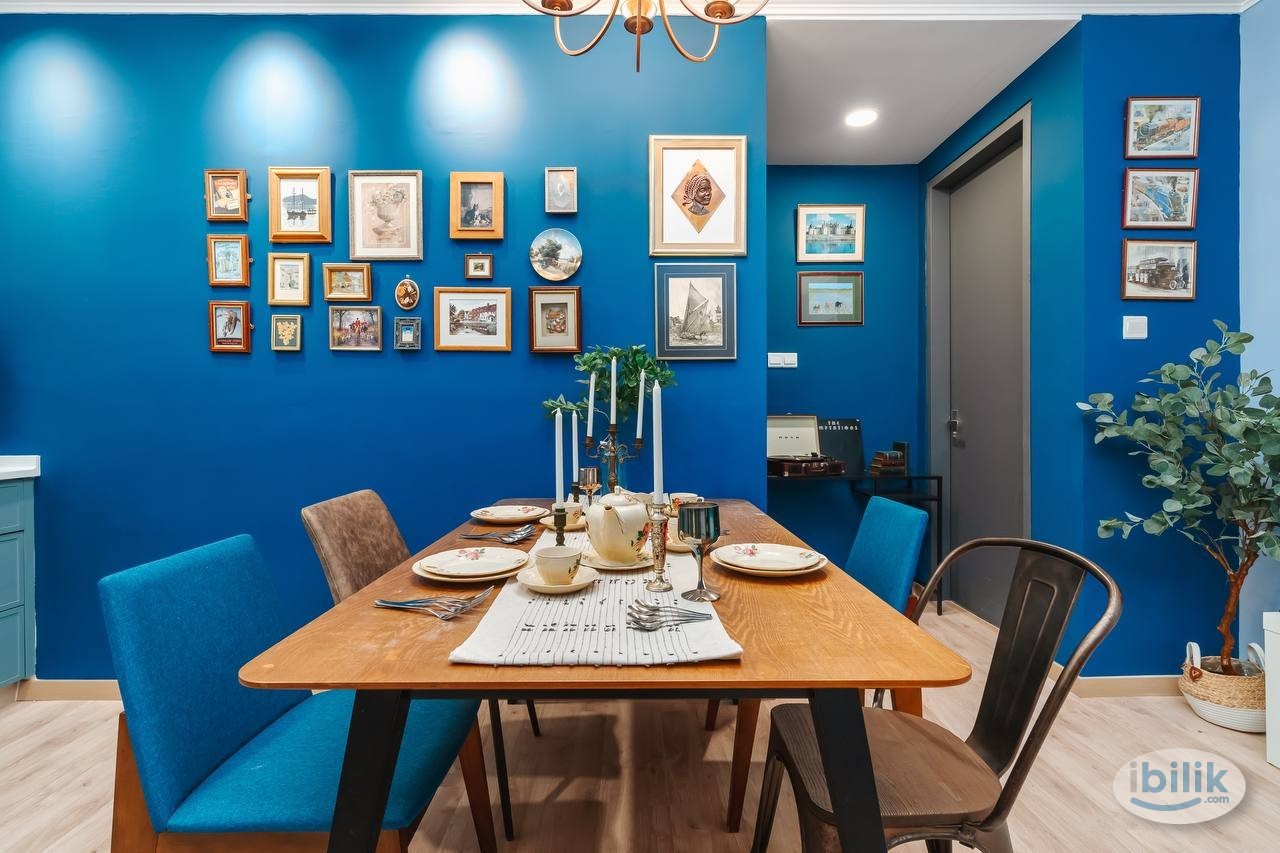 Middle Room at Emporis, Kota Damansara - Image 1