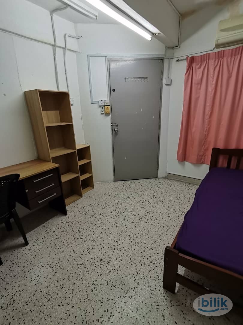 🏠 Middle Room for Rent in SS15, Subang Jaya  🚶‍♂️ Walking Distance to INTI College & LRT Station  🌟 Prime Location with  - Image 1
