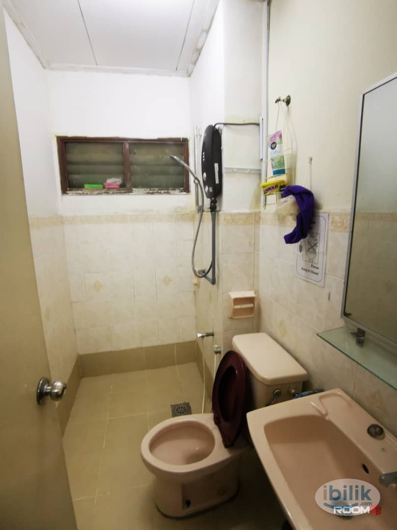🏠 Room for Rent in Bandar Utama BU11  ❗ Zero Deposit ❗  🌟 Comfortable & Convenient Living 🌟  📞 Contact us now to secure  - Image 2