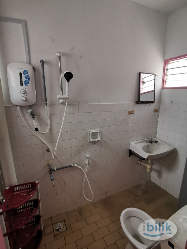 [Zero Deposit] Single room rent at Bandar Utama. 5mins driving distance to 1 Utama Shopping Centre. - Image 2