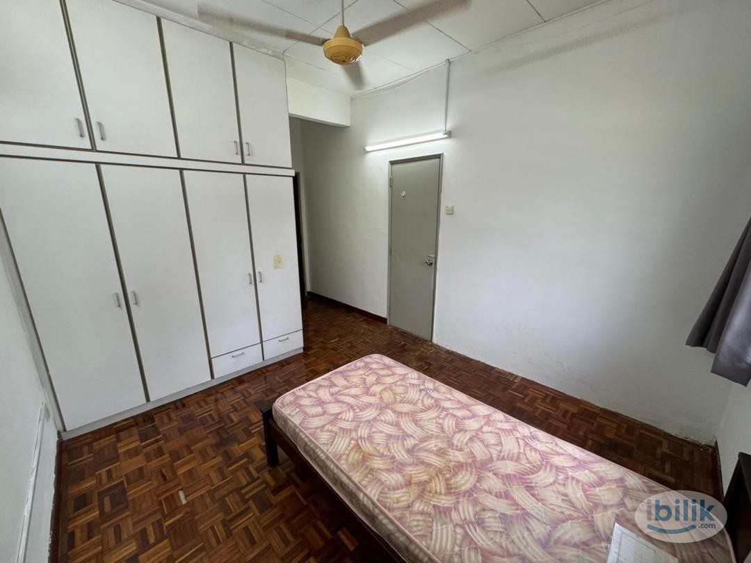 🏡💥READY TO MOVE IN 🎀BANDAR UTAMA MIDDLE ROOM FOR RENT 🎏🎏NEAR CENTRE POINT BU 🎀 - Image 2