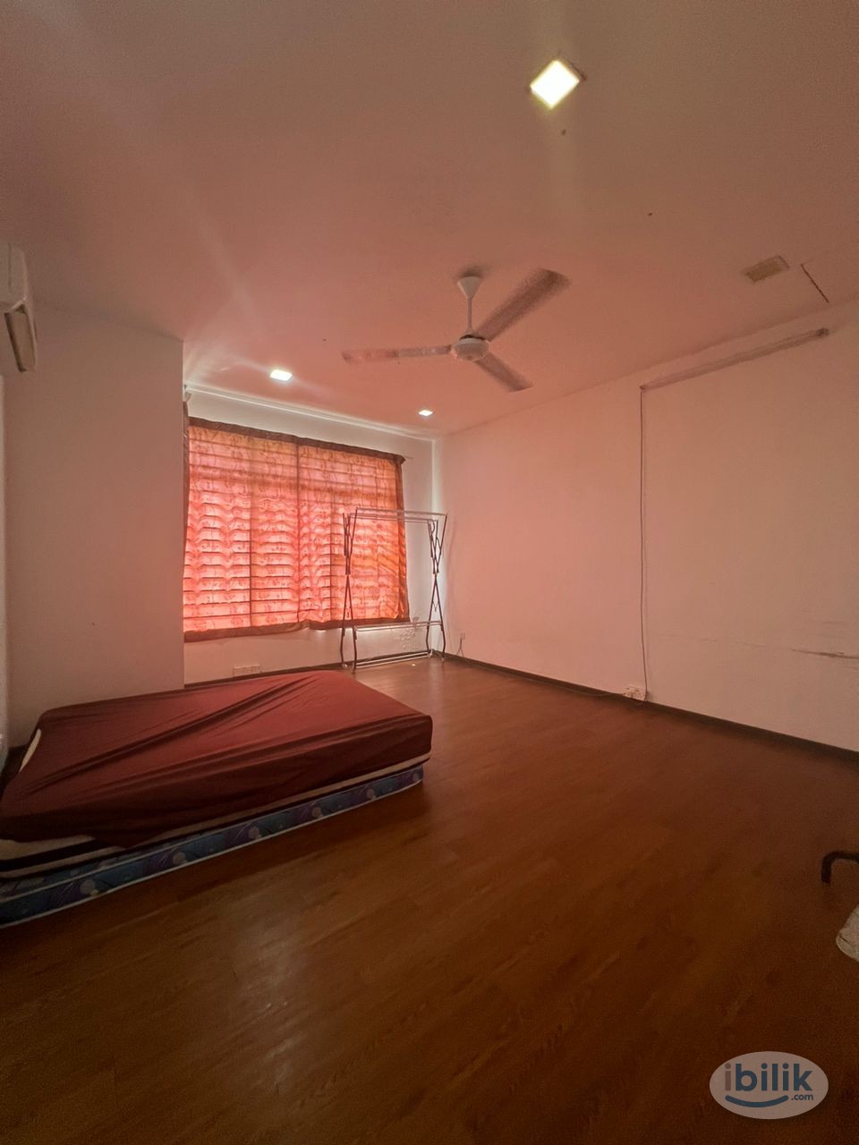 Master Room at Kota Damansara, Petaling Jaya - Image 3