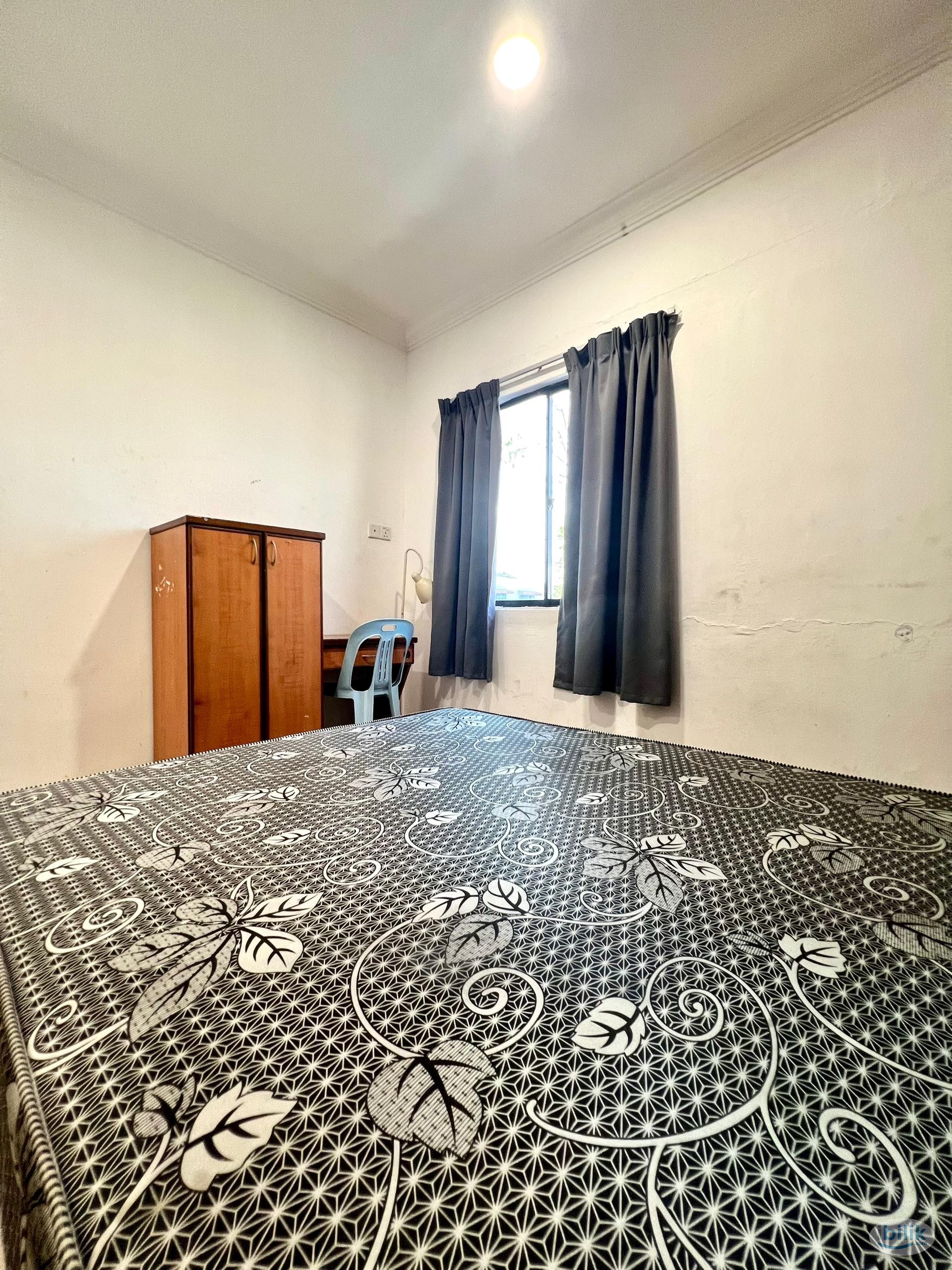 🔥Immediately move in🔥Private room with bathroom rent at Taman Johor Jaya🏠 - Image 2