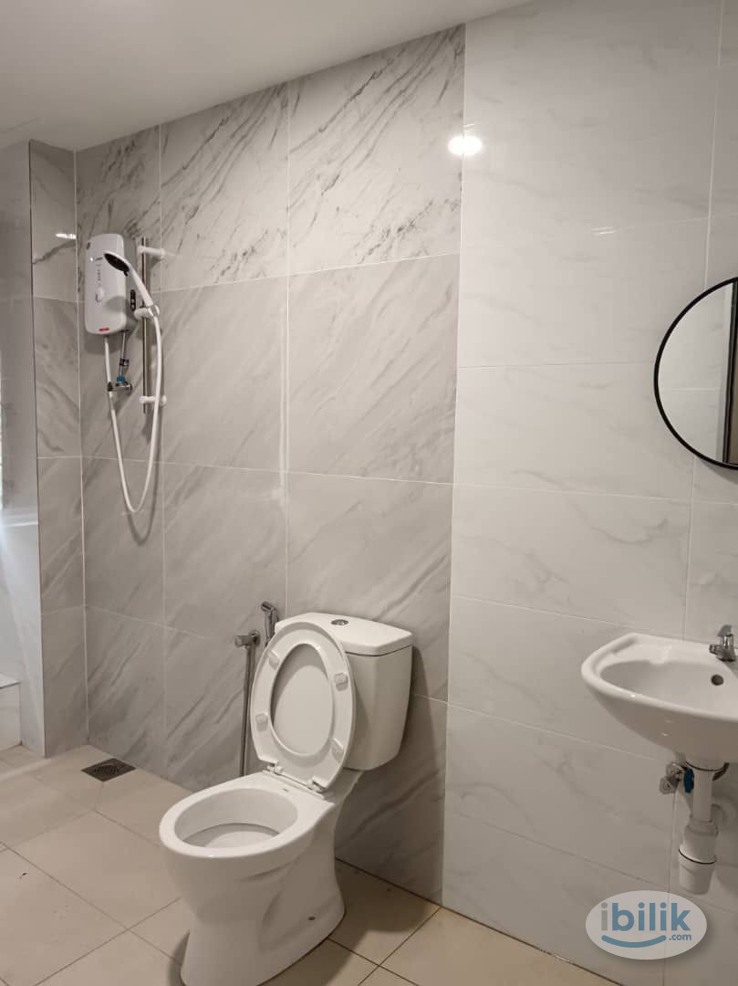🛁PRIVATE ROOM WITH BATHROOM🫧 | 💰ZERO DEPOSIT🌟 | 1MIN TO MRT KENTONMEN 🚅 - Image 2