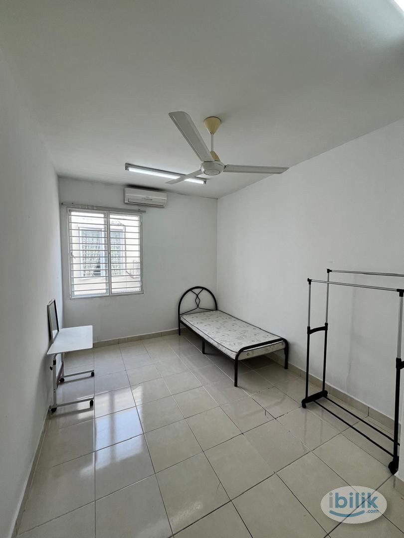 😎Private Medium Room For Rent At Setia Alam😎Promotion Period💰Zero deposit Apply💵Locatin Nearby🚩Setia City Mall,Top Glove - Image 1