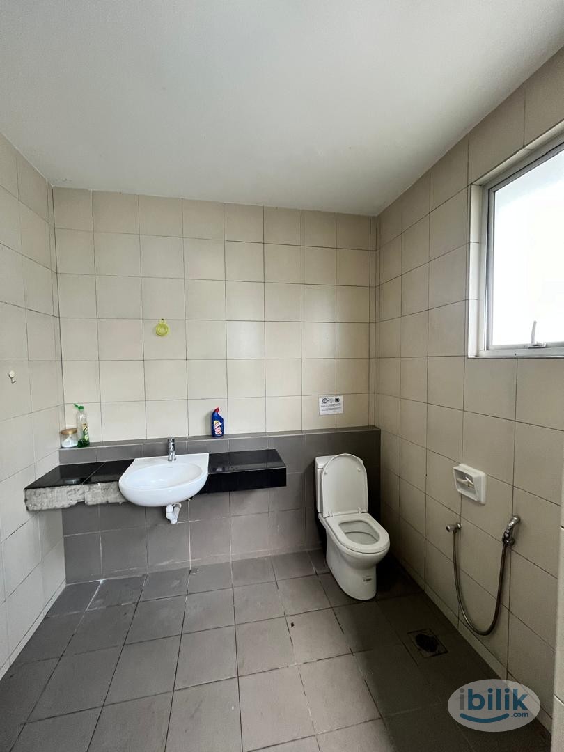 💥MURAH-MURAH😍AIRCOND ROOM🤩BANDAR BOTANIC SINGLE ROOM FOR RENT 🔥🔥NEAR GM KLANG ,PORT KLANG ,AEON MALL🙌🙌 - Image 3