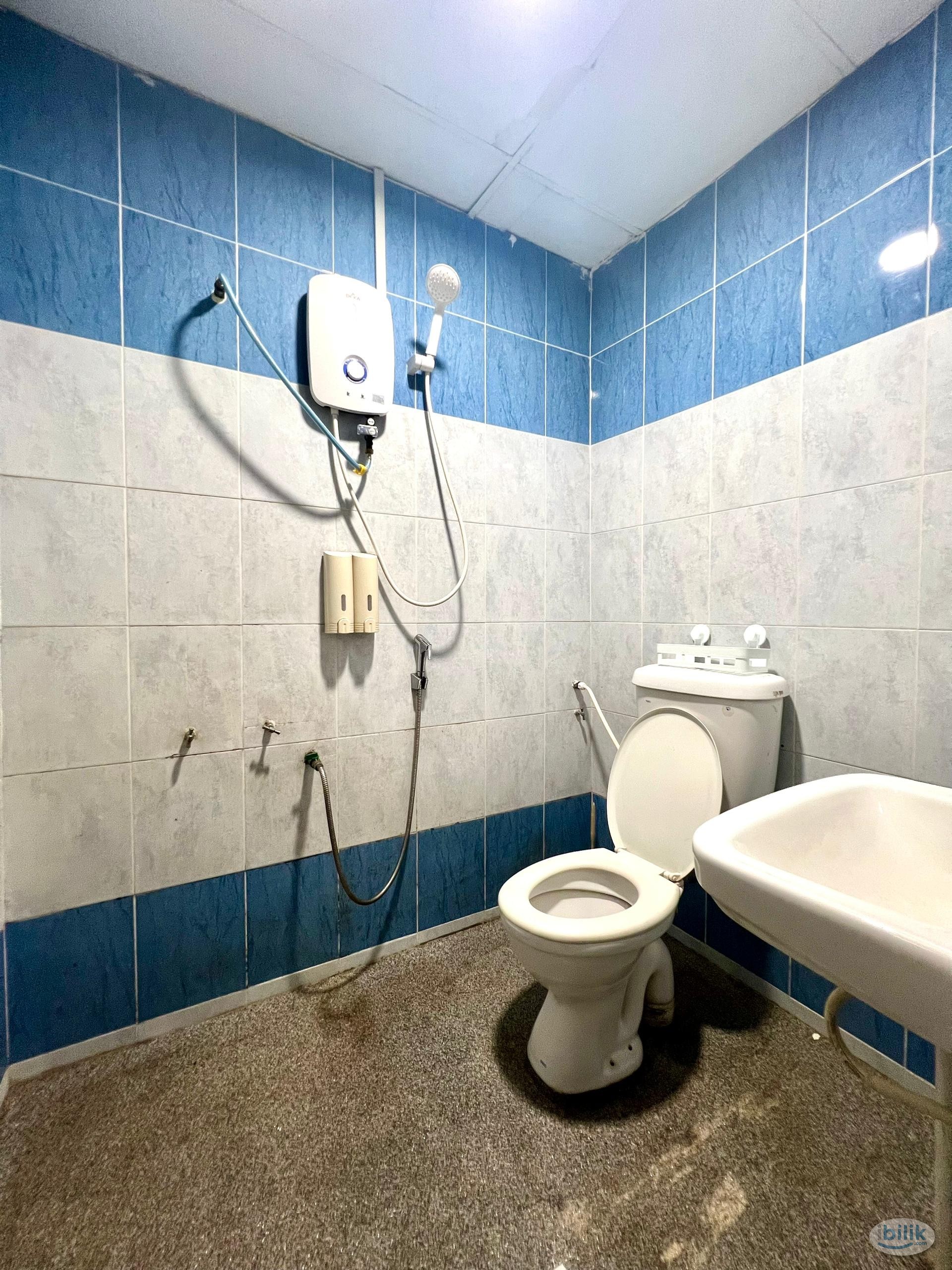 ❗Limited Unit Left❗ Private room with bathroom available NOW🔥Near to Holiday Plaza /KSL Mall/Bus stop - Image 3