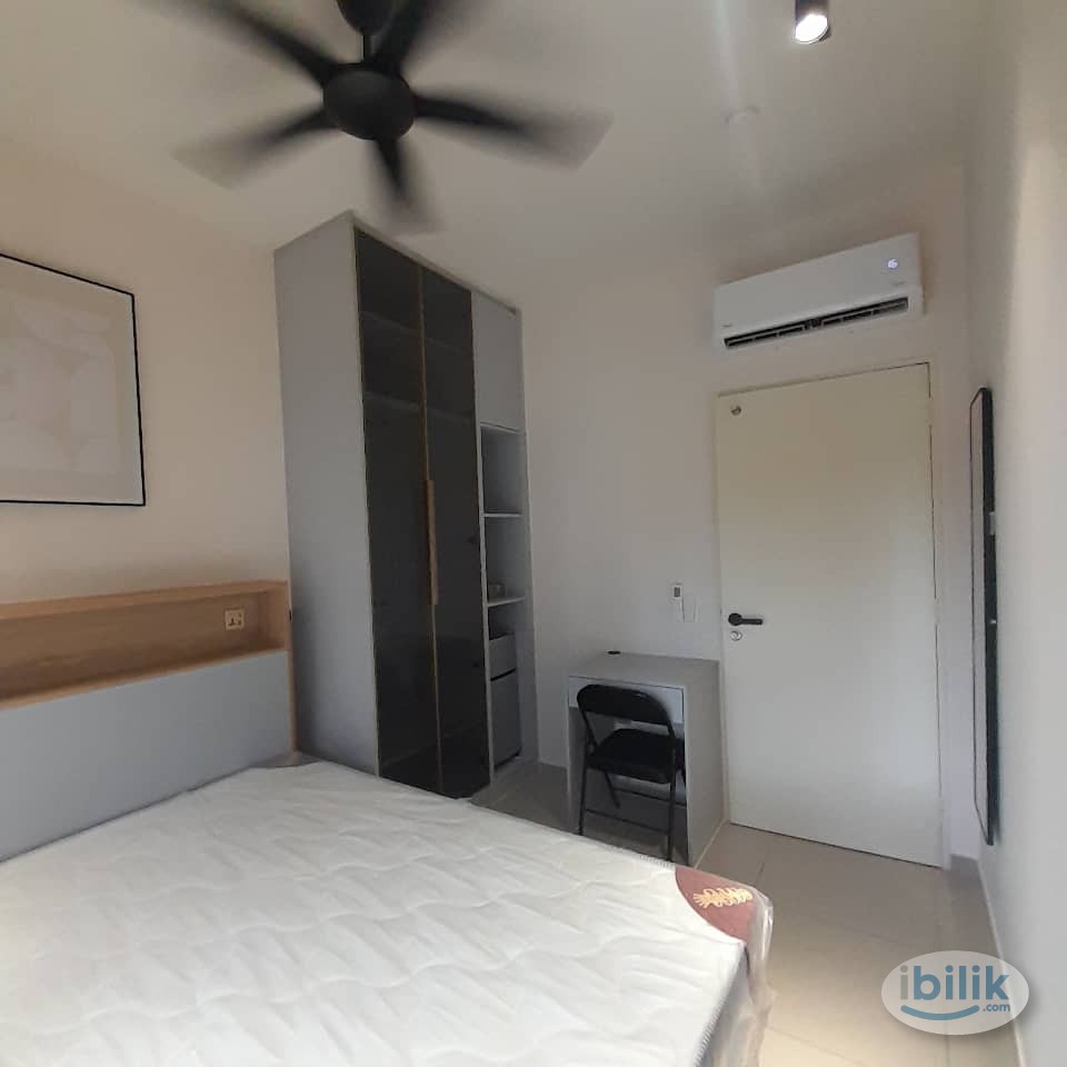 🧡 Newly Spacious Queen Bedroom at Damansara Perdana 🧡 - Image 2