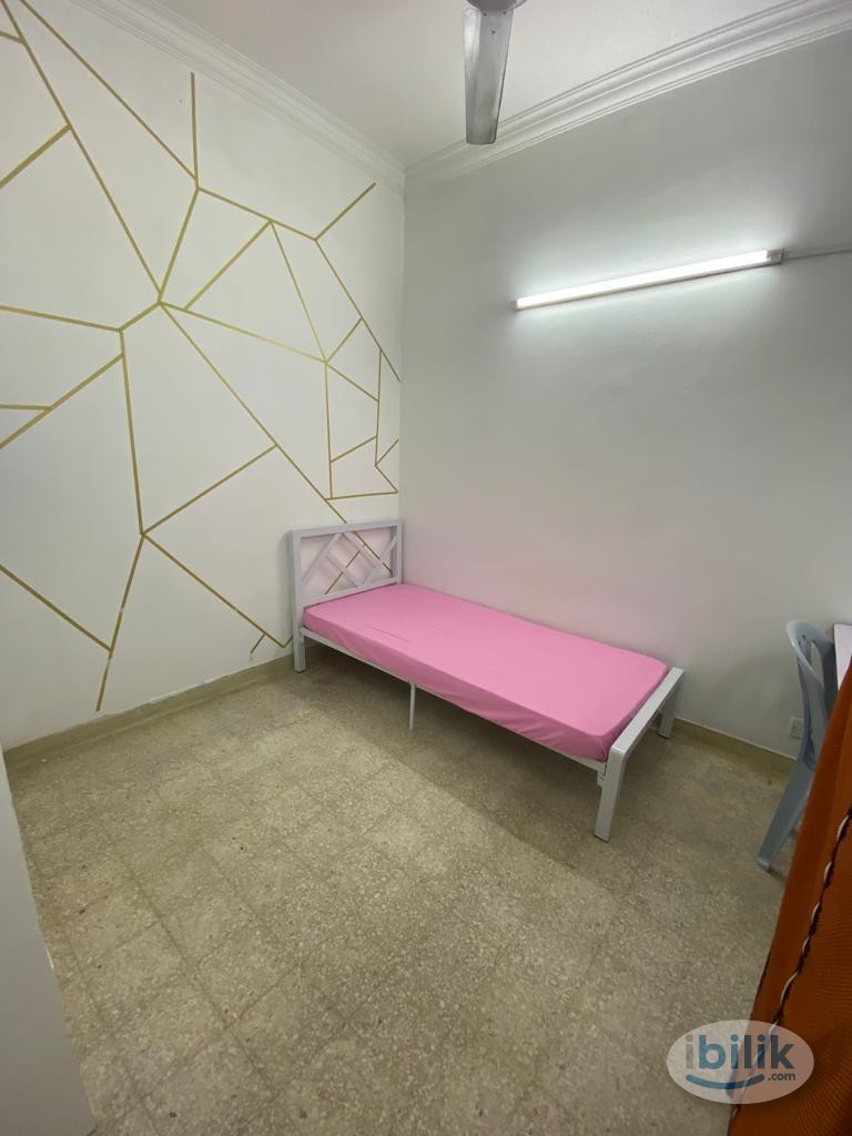Single Room at SS1, Petaling Jaya 5 mins walk to LRT Taman Bahagia 📣📣 Fully Furnished,High Speed Wifi - Image 2
