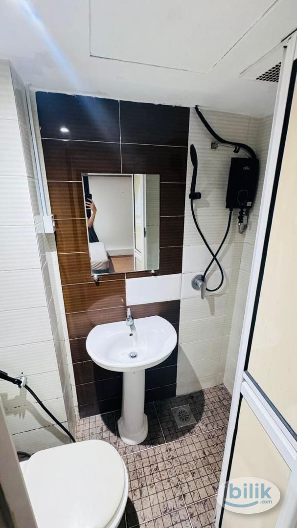 🫧 PRIVATE ROOM WITH BATHROOM 🛁 | ✨ NEAR SUNWAY PUTRA MALL 🛍️ | ZERO DEPOSIT 💰 - Image 2
