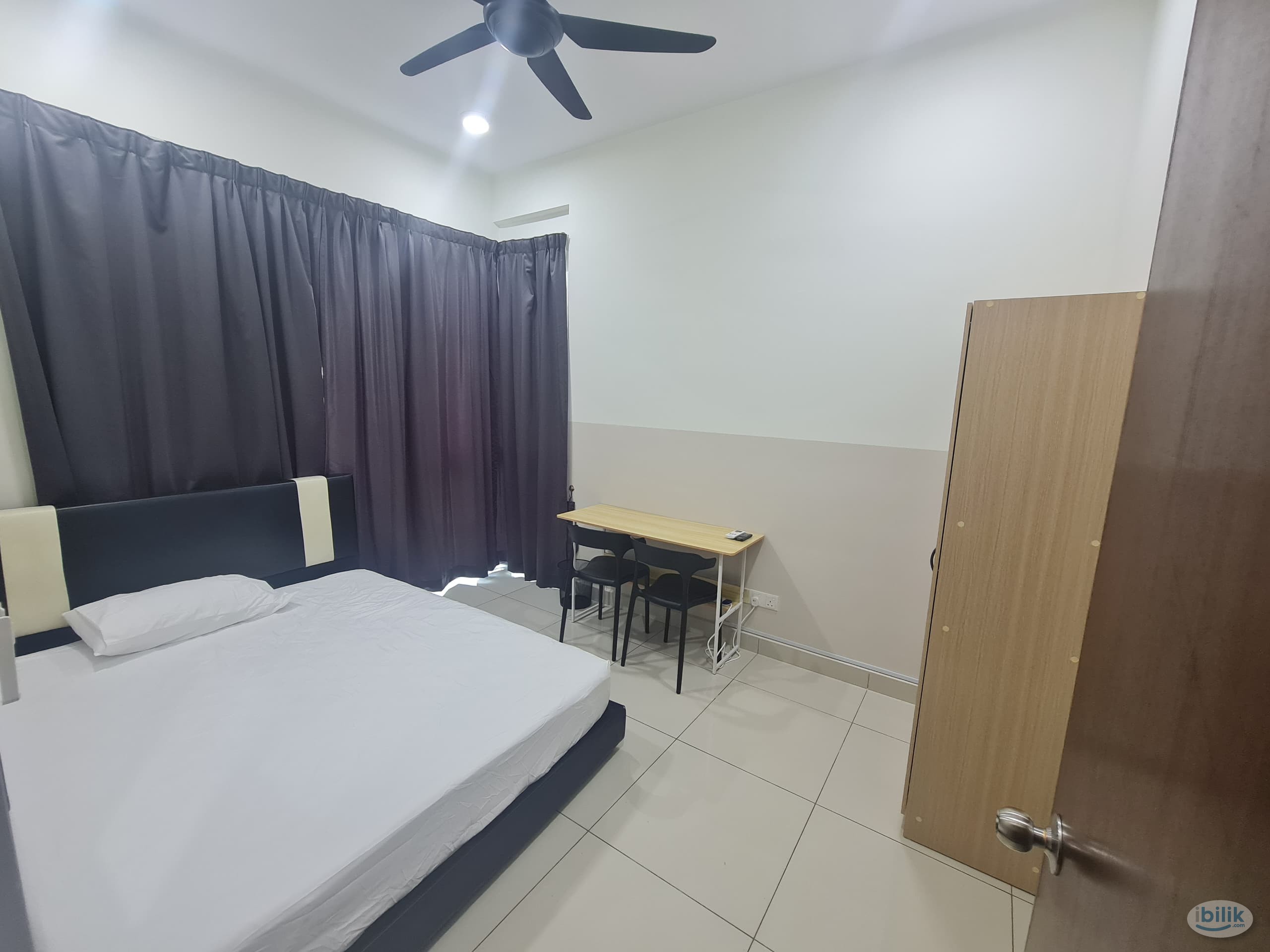 Res280 SPacious Middle Room For Rent, 5min walking distance to Selayang Hospital - Image 1