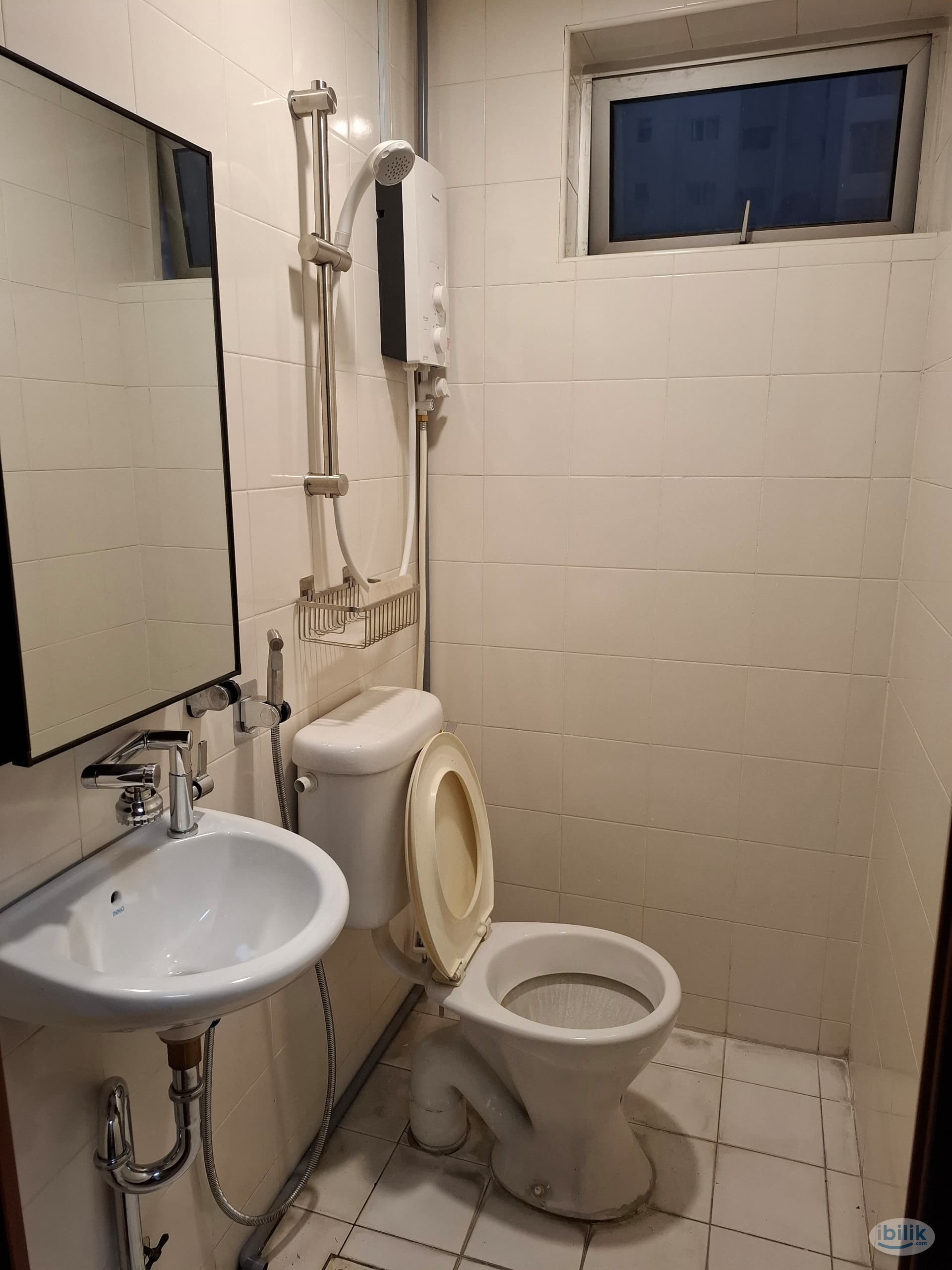 Single Room at The Tamarind, Sentul - Female Single - Image 1