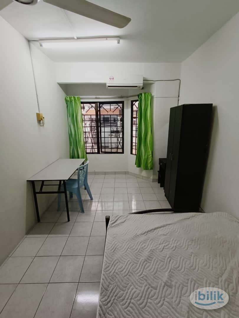 🚩QUEEN SIZE MIDDLE ROOM FOR RENT AT BANDAR UTAMA✨✨NEAR TO ONE UTAMA SHOOPING MALL, CENTRE POINT🎊 - Image 5