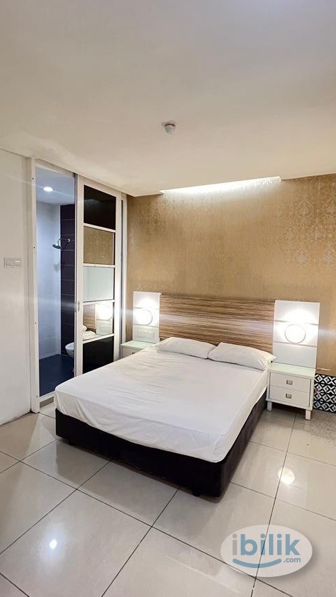 Middle Room at Kota Damansara, Petaling Jaya - Image 1