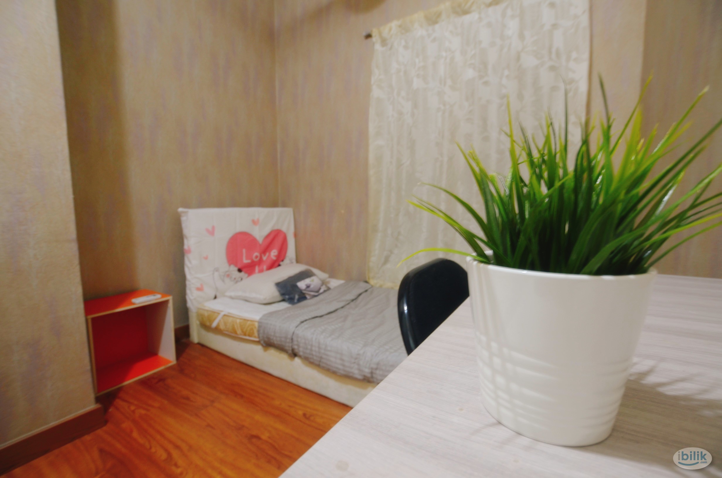 Female Unit 🙋🏻‍♀️💁🏼‍♀️- Single Room at Residensi Desa, Kuchai Lama - Image 2