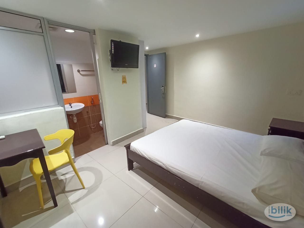 🏡 PRIVATE ROOM WITH BATHROOM 🛁| NEAR MRT KAJANG🚆 | ZERO DEPOSIT💰 - Image 3