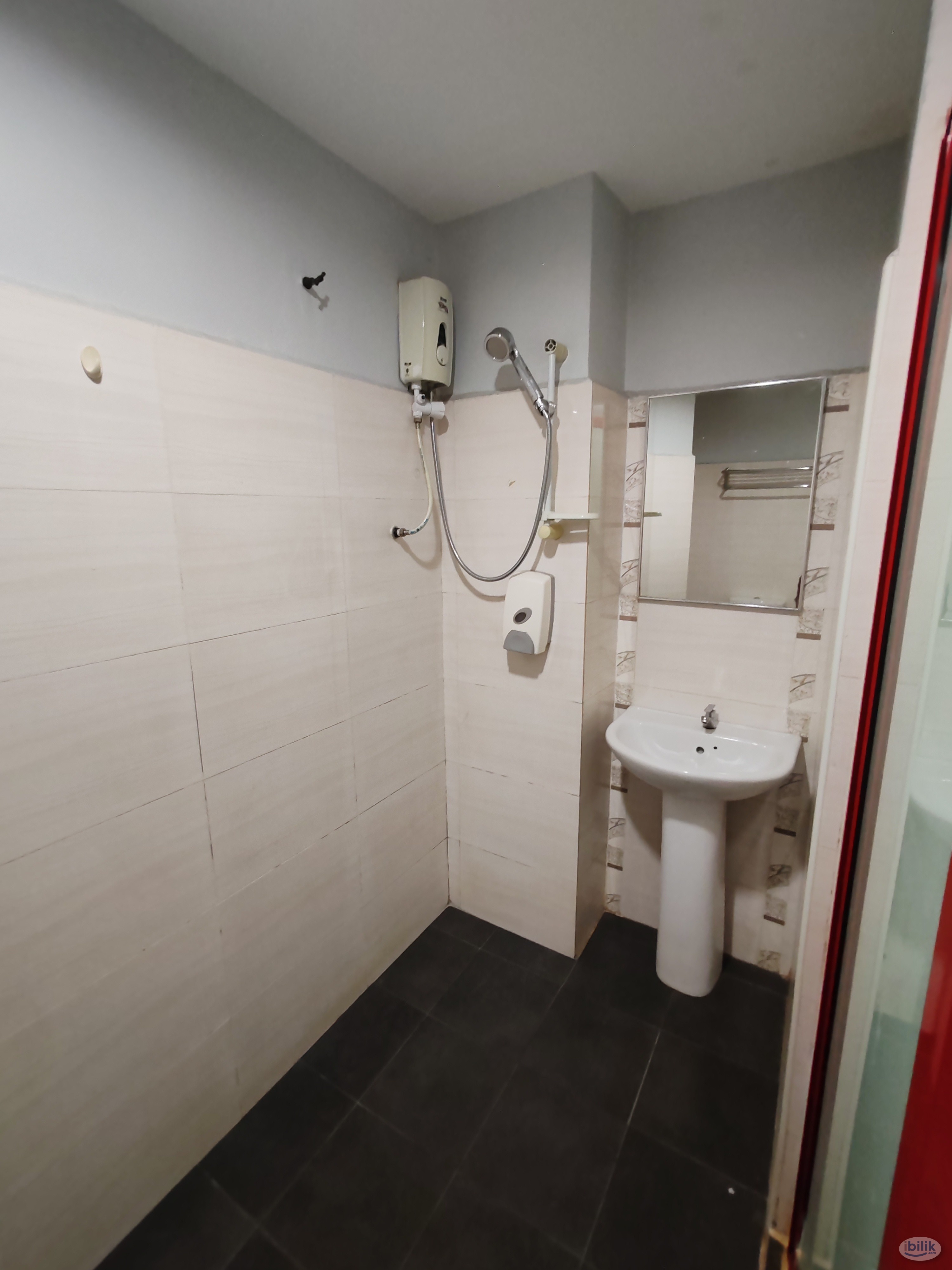 ❗ 8 mins to MRT Surian 🚶🏼 Room attach Private 🚽 Kota Damansara - Image 3