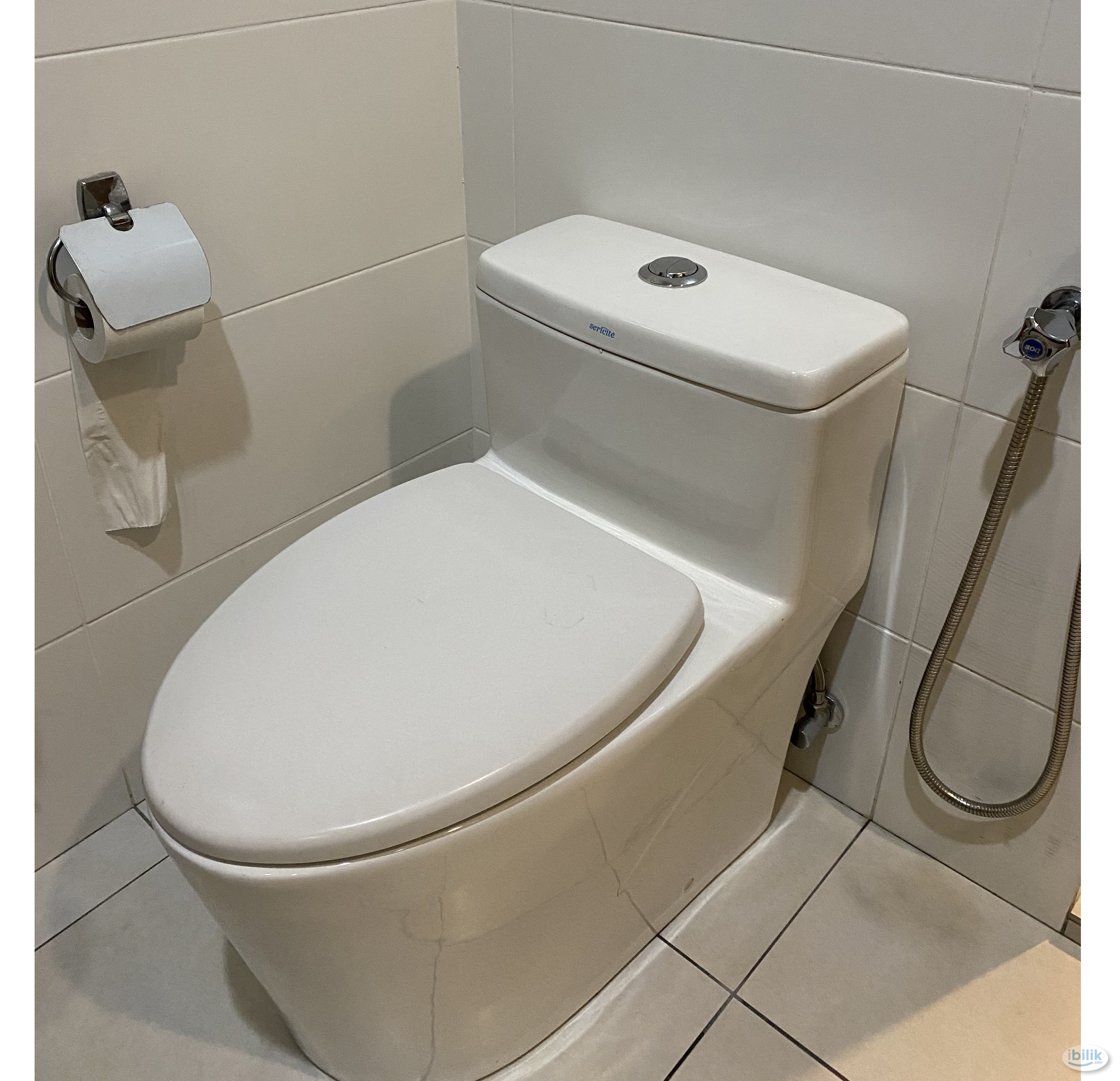 Private Room opposite ATRIA with attached private bathroom in Damansara Jaya, Petaling Jaya - Image 5
