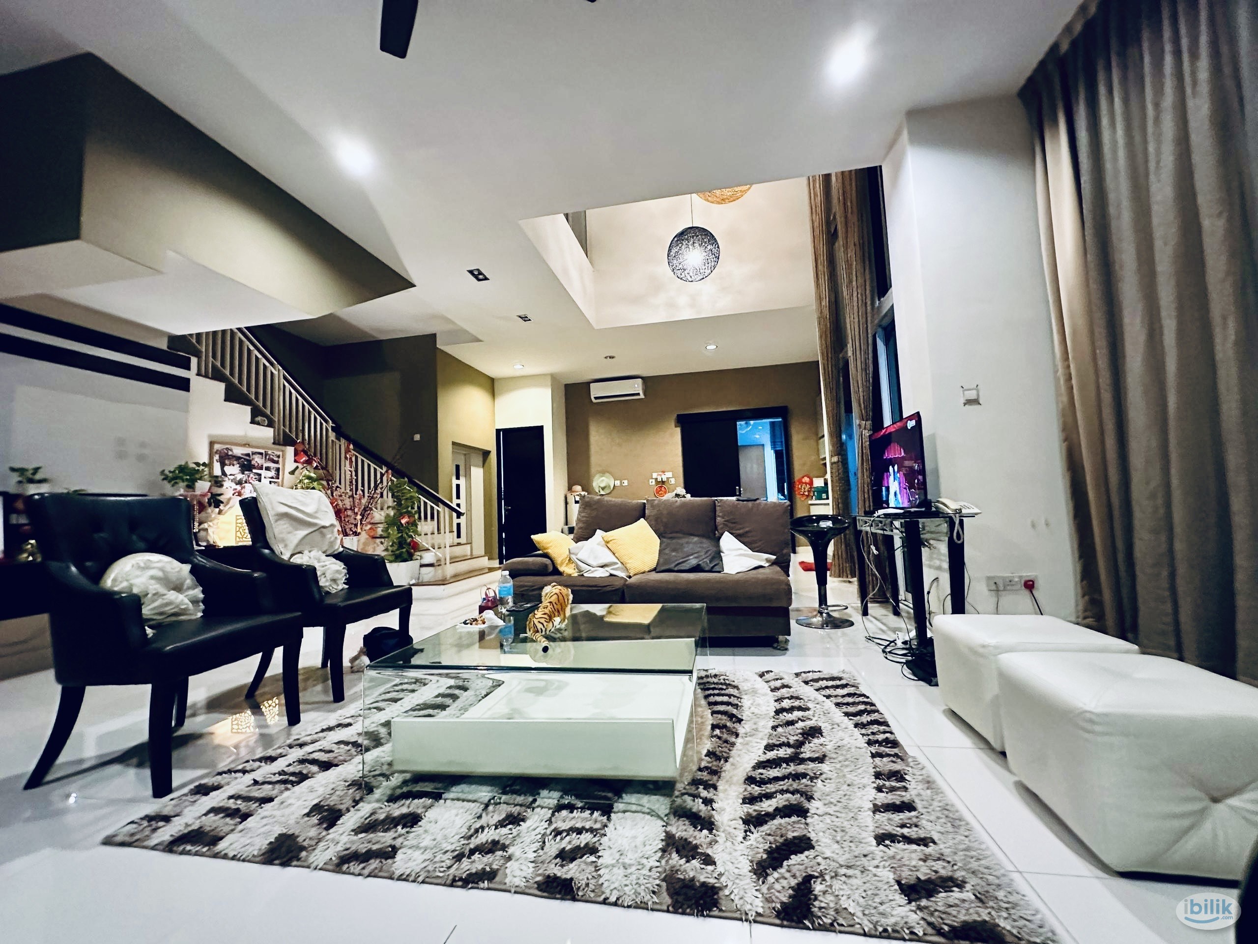 Private Room opposite ATRIA with attached private bathroom in Damansara Jaya, Petaling Jaya - Image 2