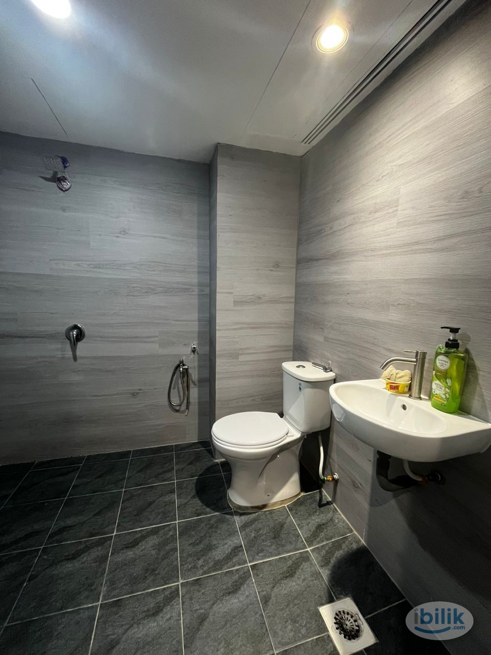 ZERO DEPOSIT ✅ Single Room for Rent near MRT Chow Kit 🚇 - Image 3