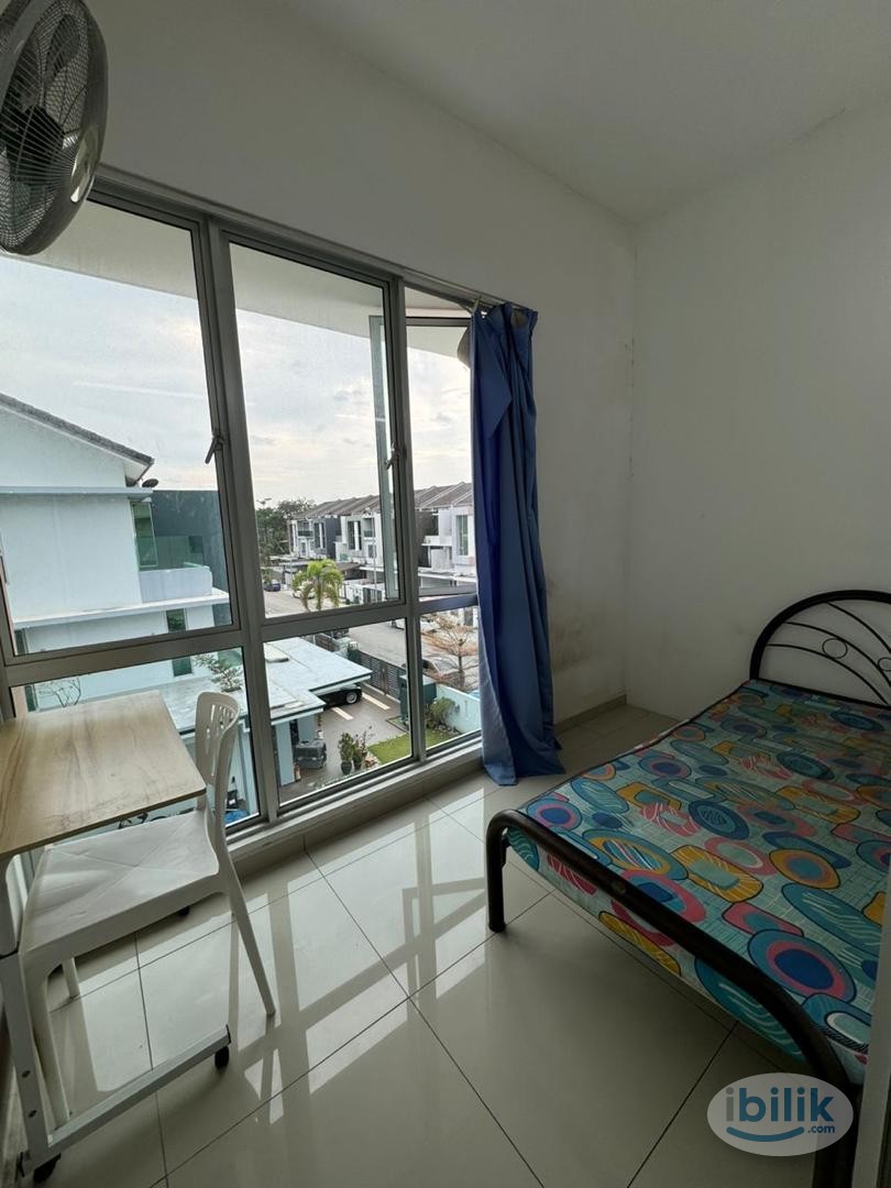 🏛️Single Room at Bandar Botanic, Klang - Image 3