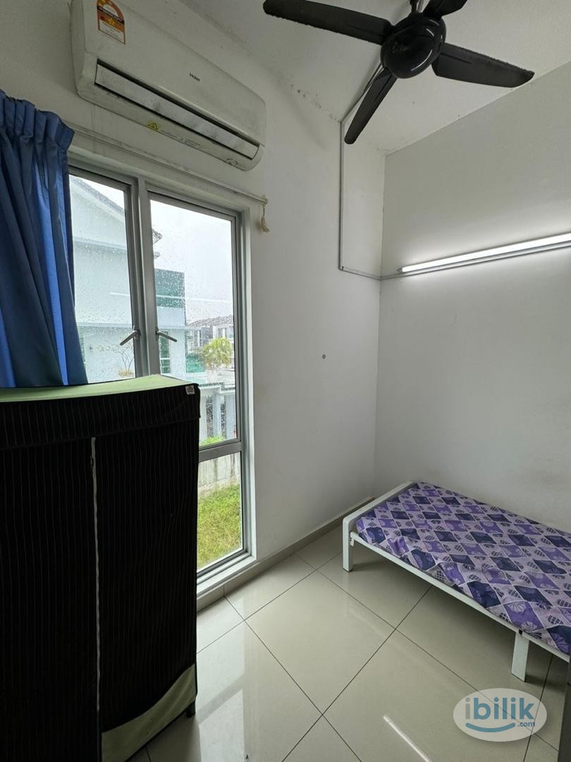 🏠Middle Room at Bandar Botanic, Klang - Image 3