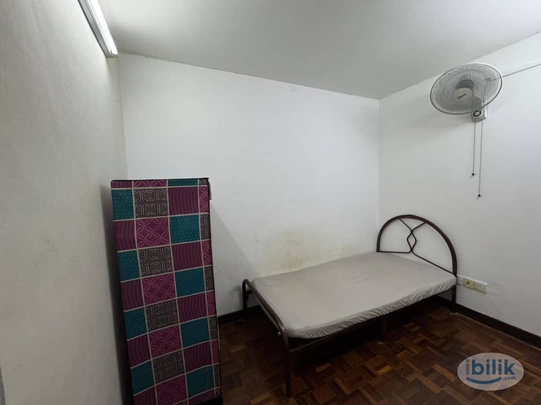 🏛️Single Room at🇲🇾 Jenjarom, Selangor - Image 5