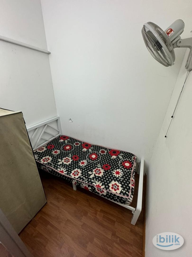 🏠FEMALE UNIT 🇲🇾 Single Room at Taman Bayu Perdana, Klang - Image 1
