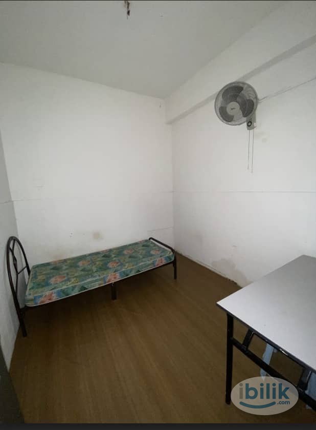 🏠FEMALE UNIT 🇲🇾 Single Room at Taman Bayu Perdana, Klang - Image 3