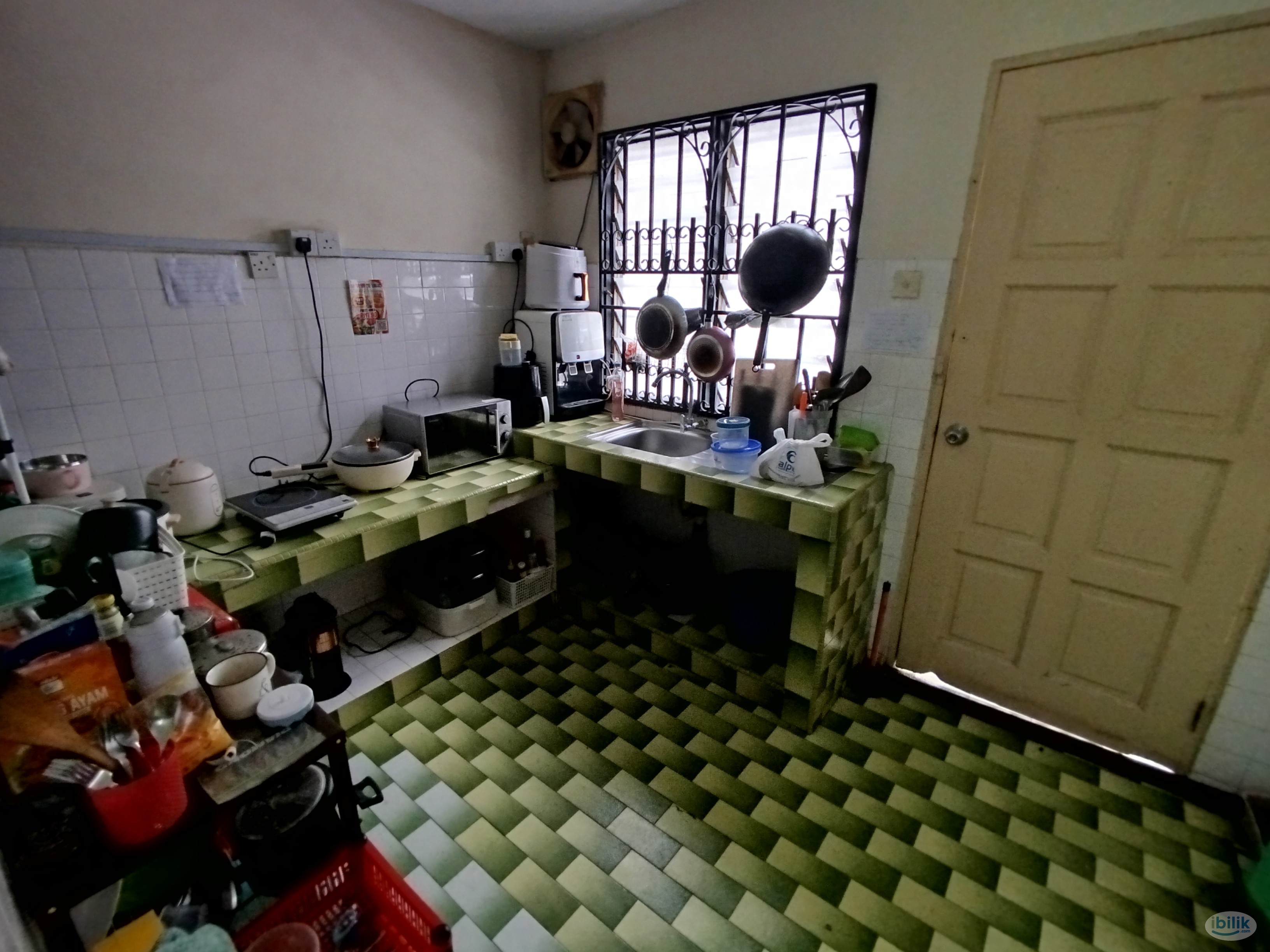 🏠FEMALE UNIT 🇲🇾 Single Room at Taman Bayu Perdana, Klang - Image 4