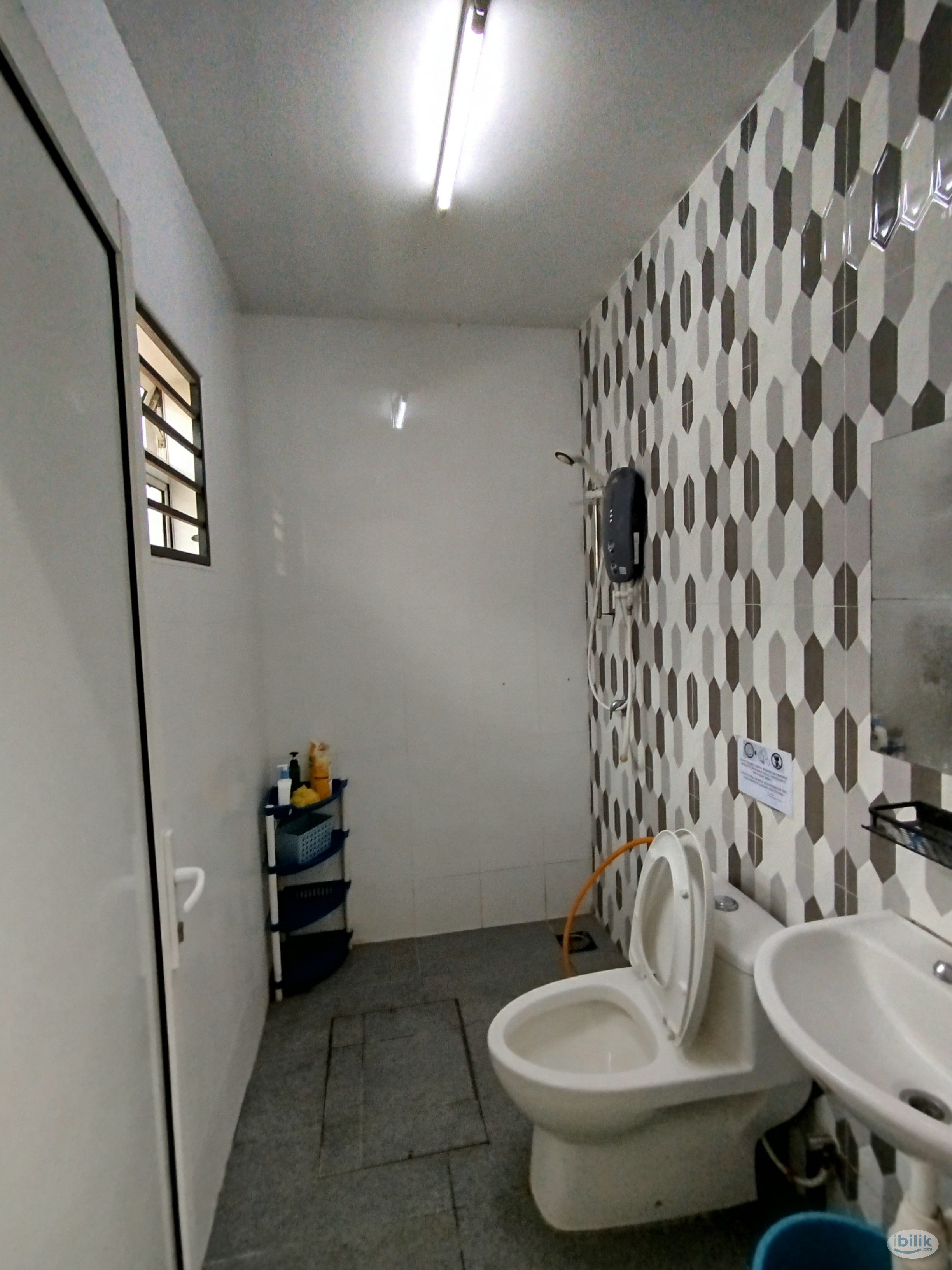 🏠FEMALE UNIT 🇲🇾 Single Room at Taman Bayu Perdana, Klang - Image 5