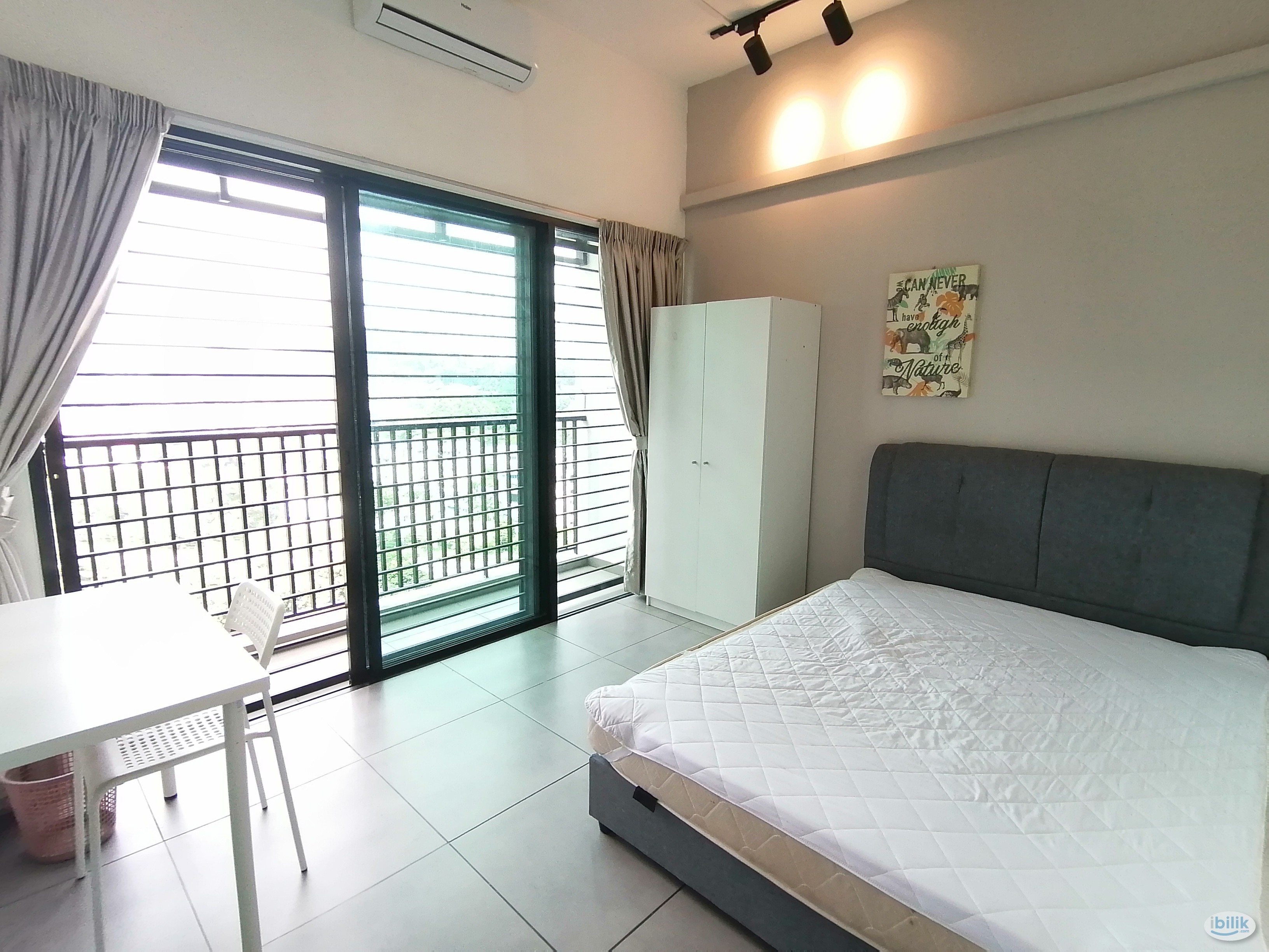 Affordable Medium Room in D'Sands - Image 2