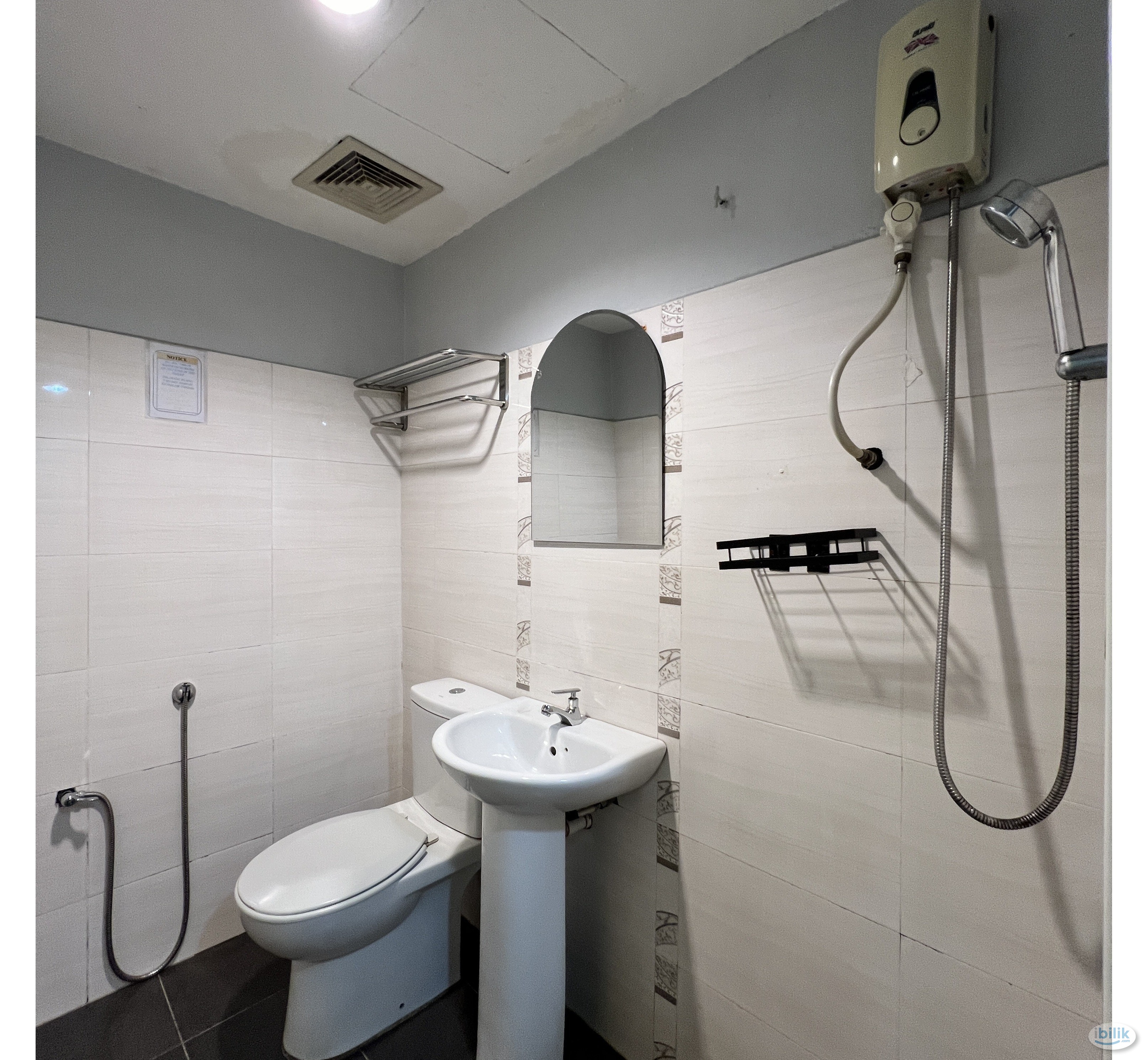 Zero Depo ⭐️ Room for Rent + Toilet at Kota Damansara, MRT Surian - Image 1