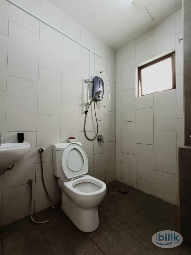 💥COUPLE ROOM💁‍♀️💁‍♂️🎁QUEEN SIZE BEDROOM FOR RENT AT SETIA UTAMA 🎁 - Image 4