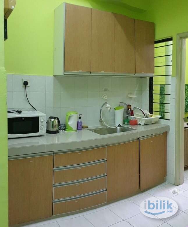 Middle Room at Puchong, Selangor - Image 2