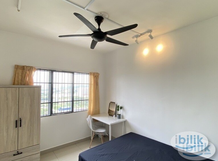 Limited Medium Room to Rent at Bandar Puchong Jaya! Free Highly Speed WiFi! 🙌🏻 - Image 1