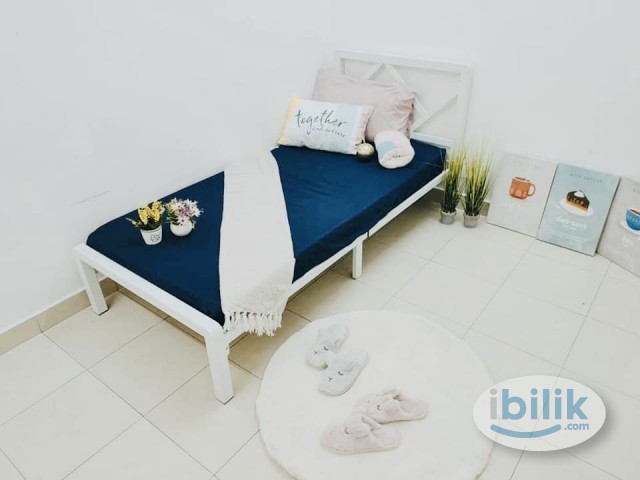 Middle Room at Puchong, Selangor - Image 1