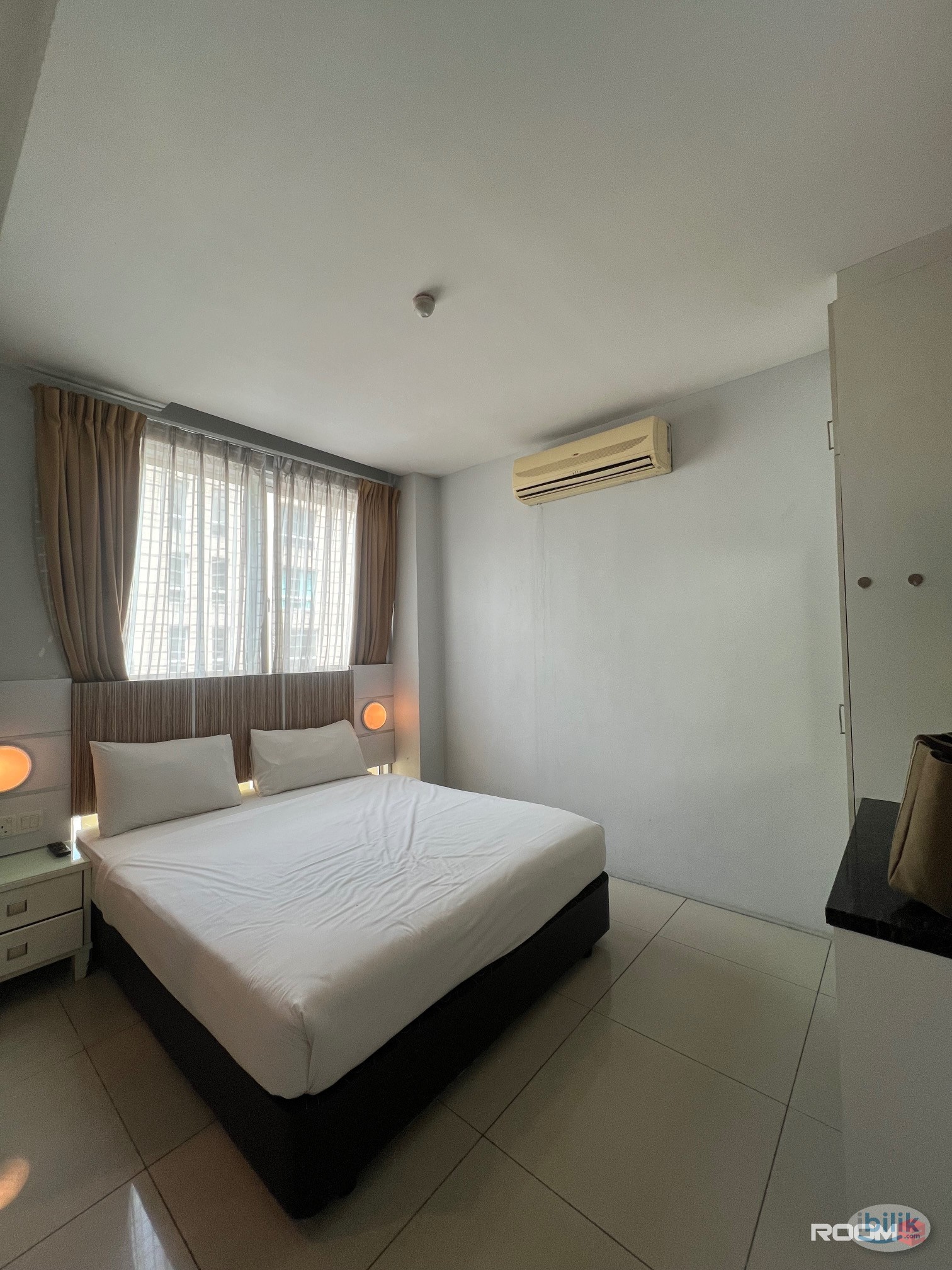 Middle Room at Damansara Perdana, Petaling Jaya - Image 3