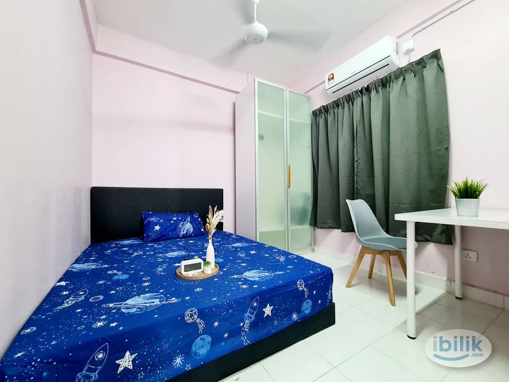 Middle Room at Ocean View Residences, Butterworth - Image 1
