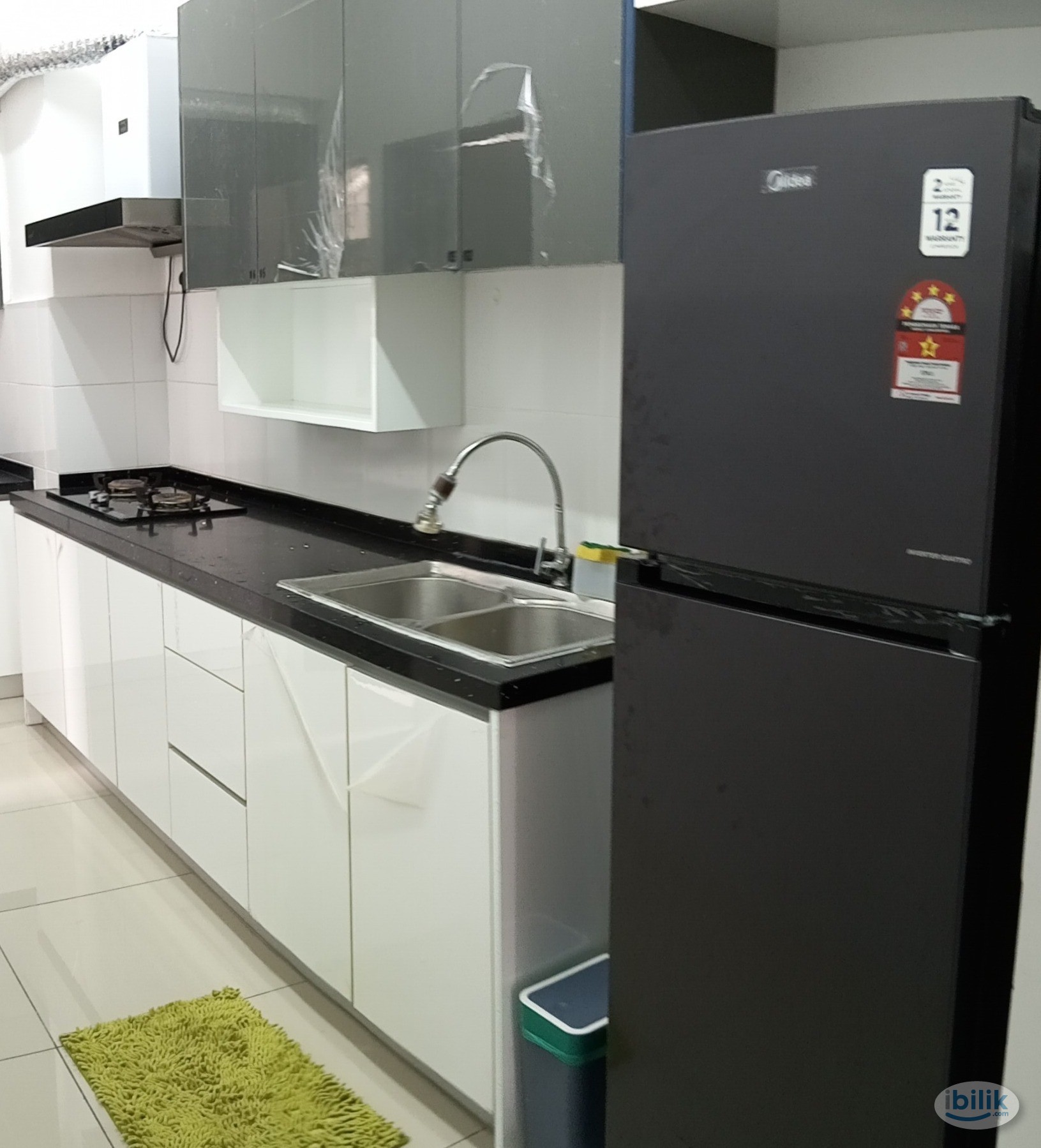Single Room at Palm Garden Apartment, Klang - Image 3