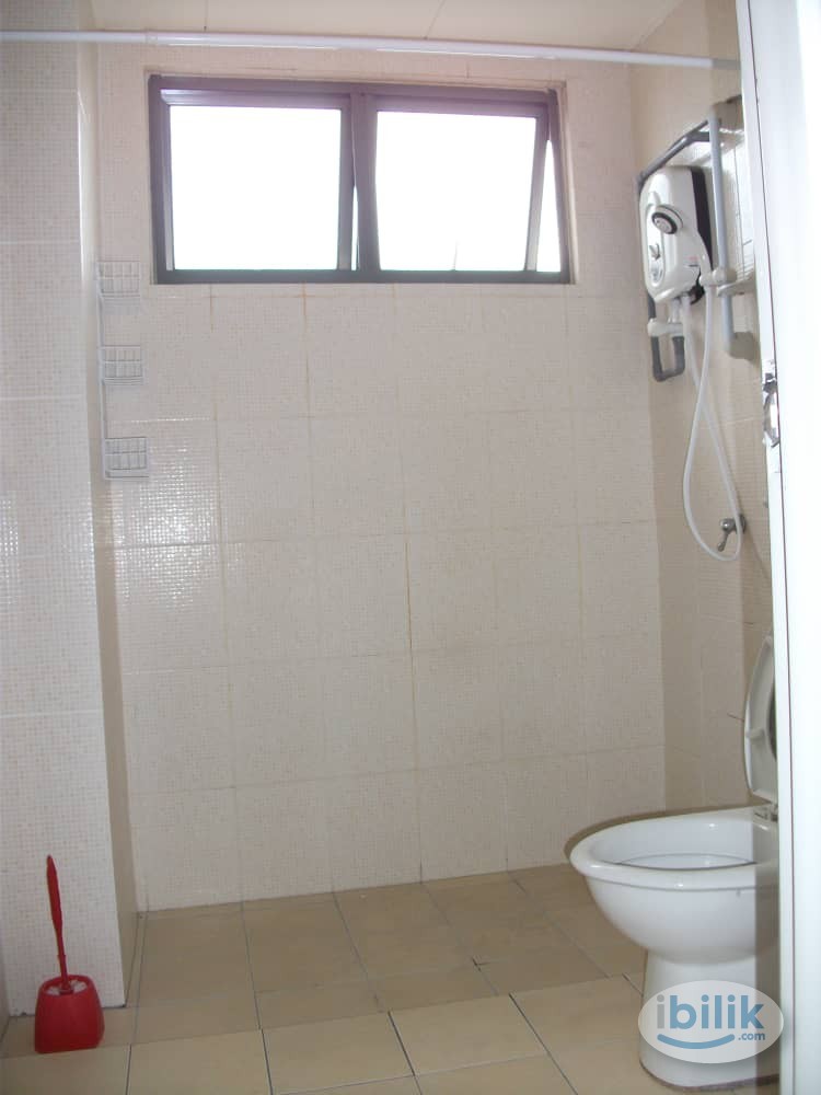 Master room for rent at D'Alamanda Condo (Near Maluri MRT LRT) - Image 5