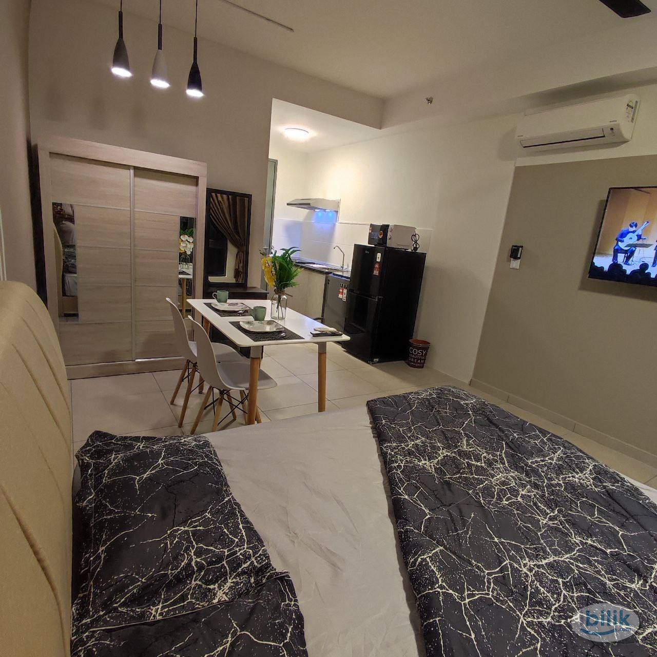 Fully Furnished Studio @ MetaCity Equine Park [15min drive to UPM] - Image 4