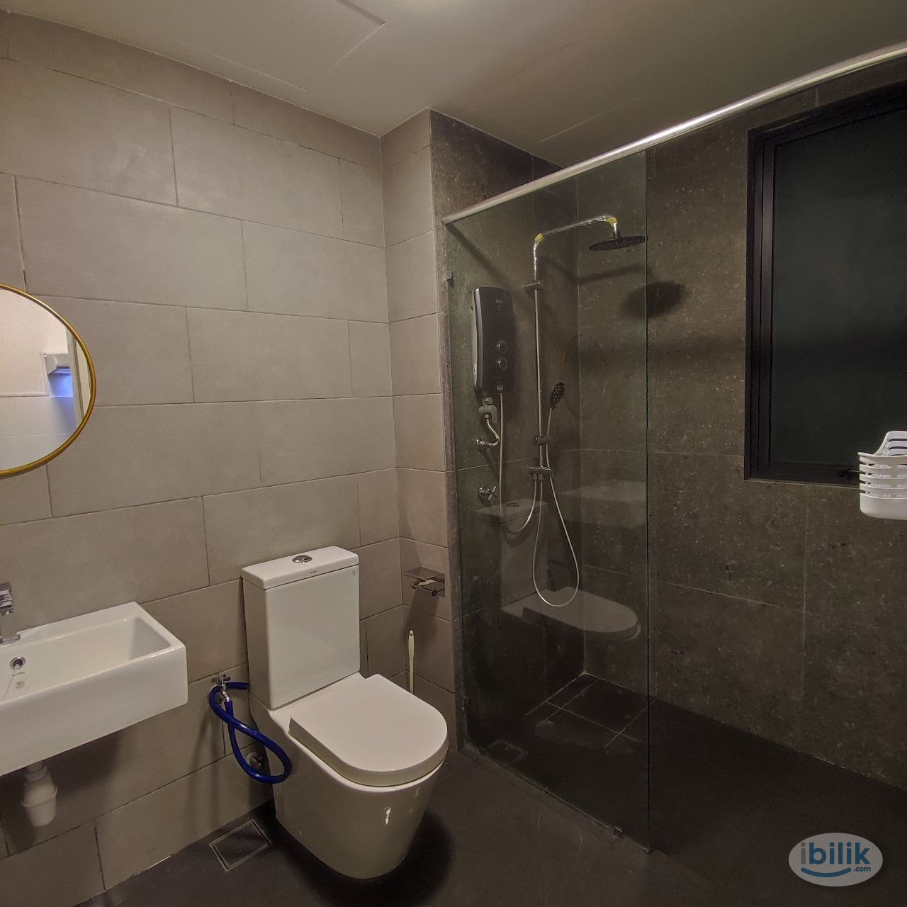 Fully Furnished Studio @ MetaCity Equine Park [15min drive to UPM] - Image 5
