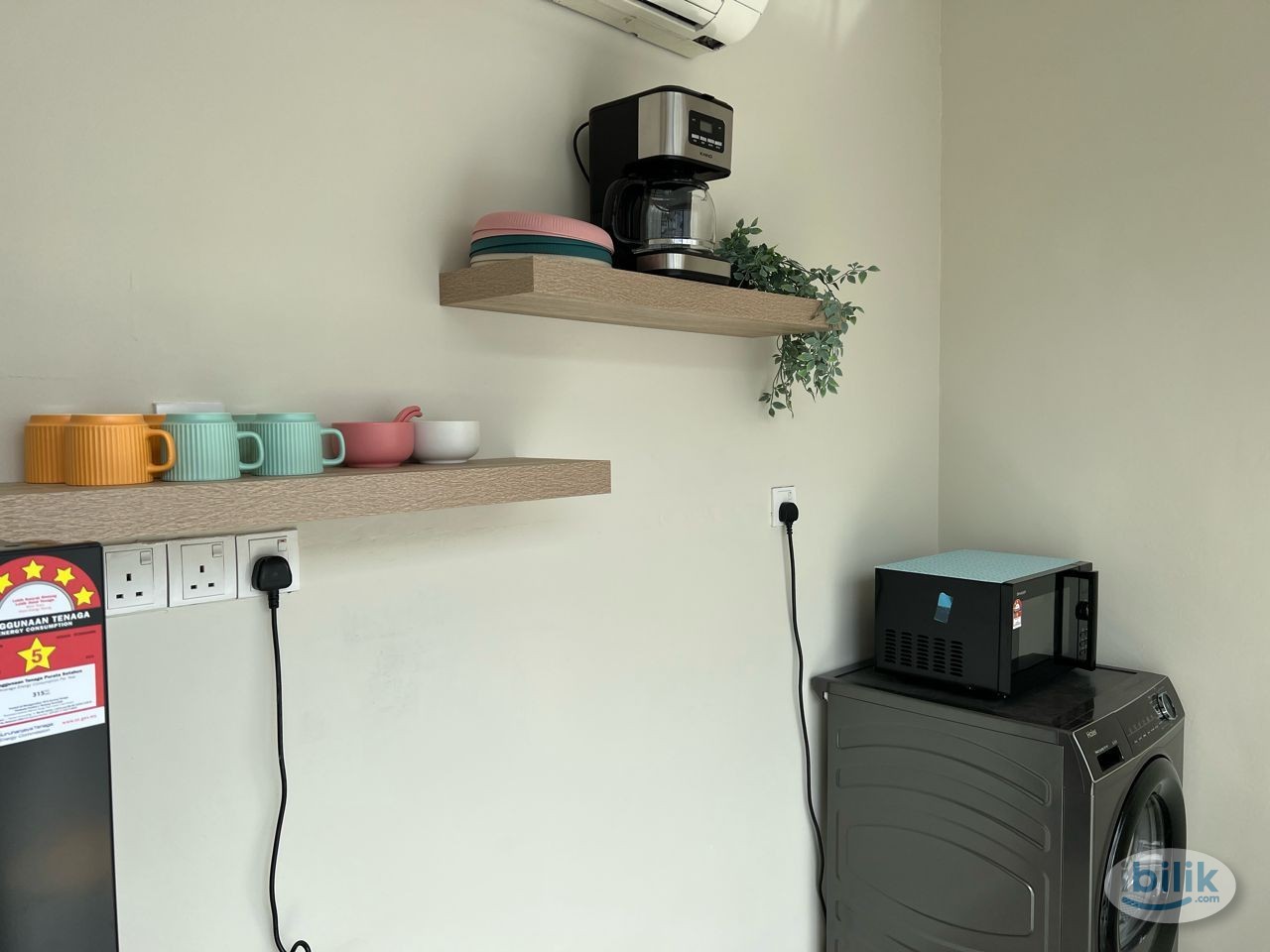 Low Deposit Co-Living Room at Dream Inn @ Mahkota Cheras - Image 2