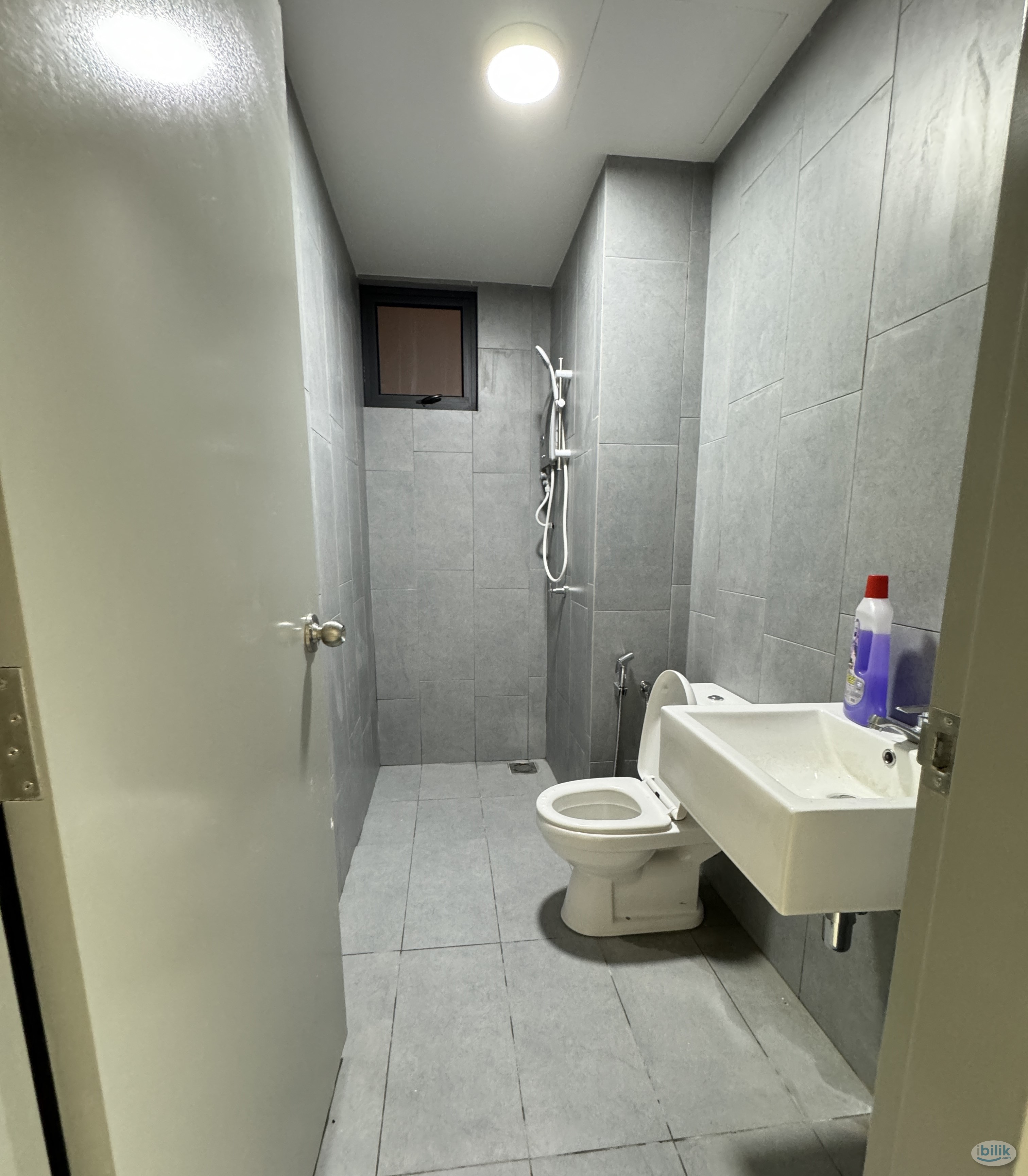 (华人)🚶🏻‍♀️Cheras MRT Middle Room at Mvertica KL Cheras, Kuala Lumpur (10mins to MRT Maluri) - Image 4