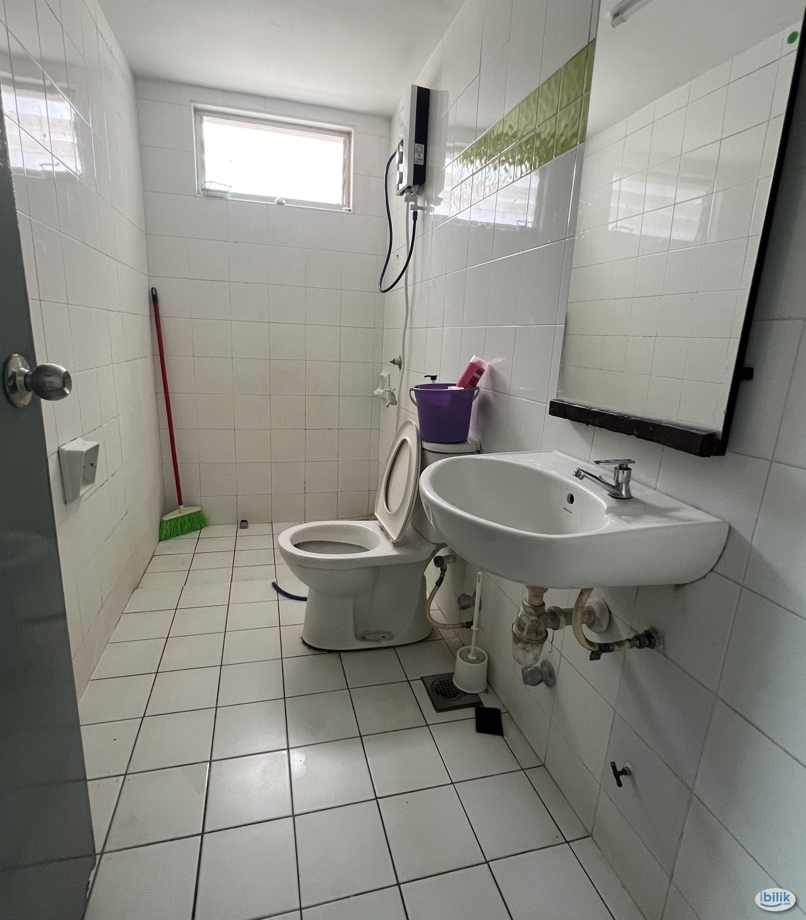 Single Room with balcony at Cyberia Crescent 1, Cyberjaya - Image 3