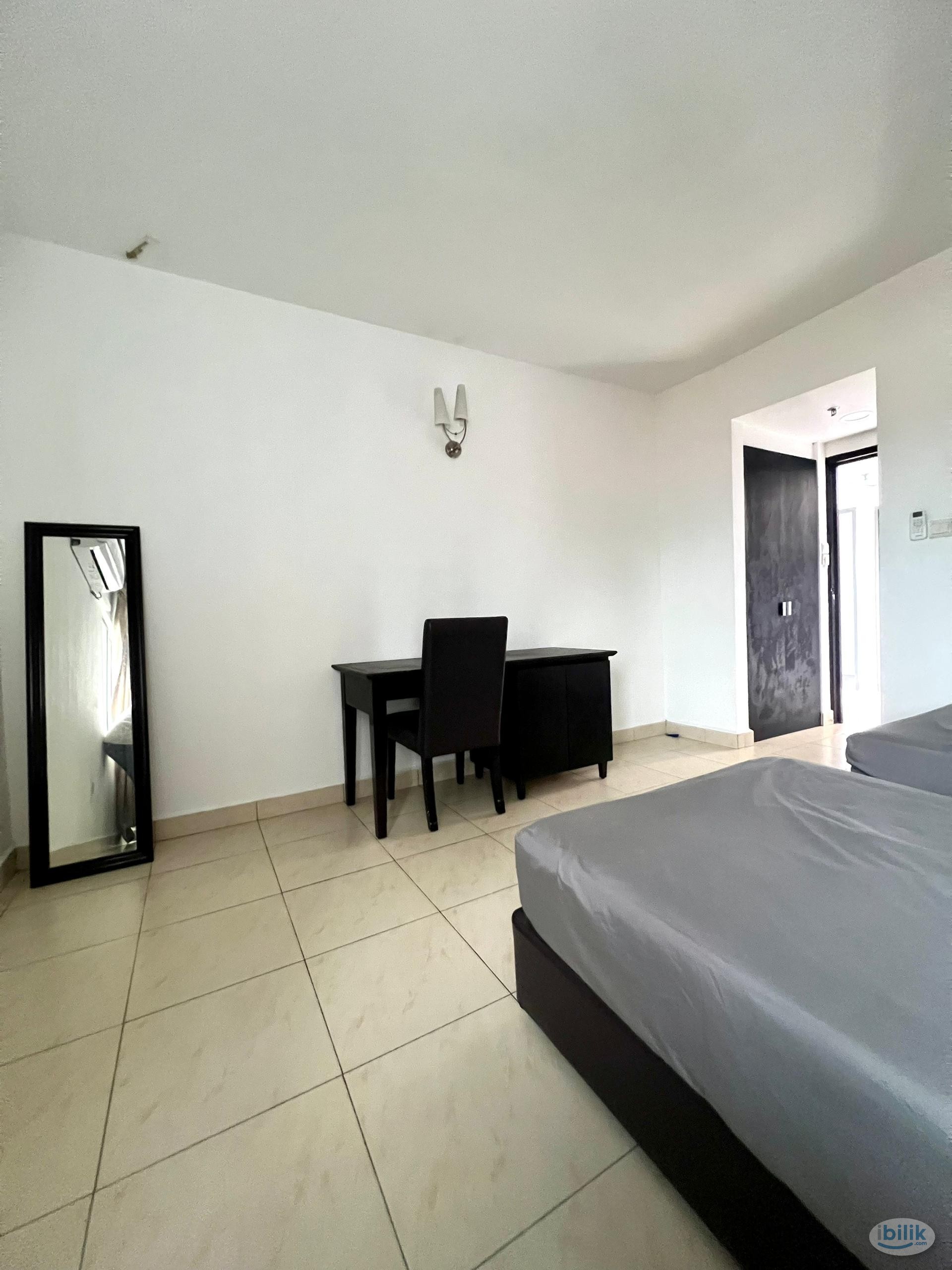 📣Limited Unit Left📣Master room attached bathroom 🛏️📍6 mins walk to CIQ Checkpoint/Customs/JB Central📍 - Image 1