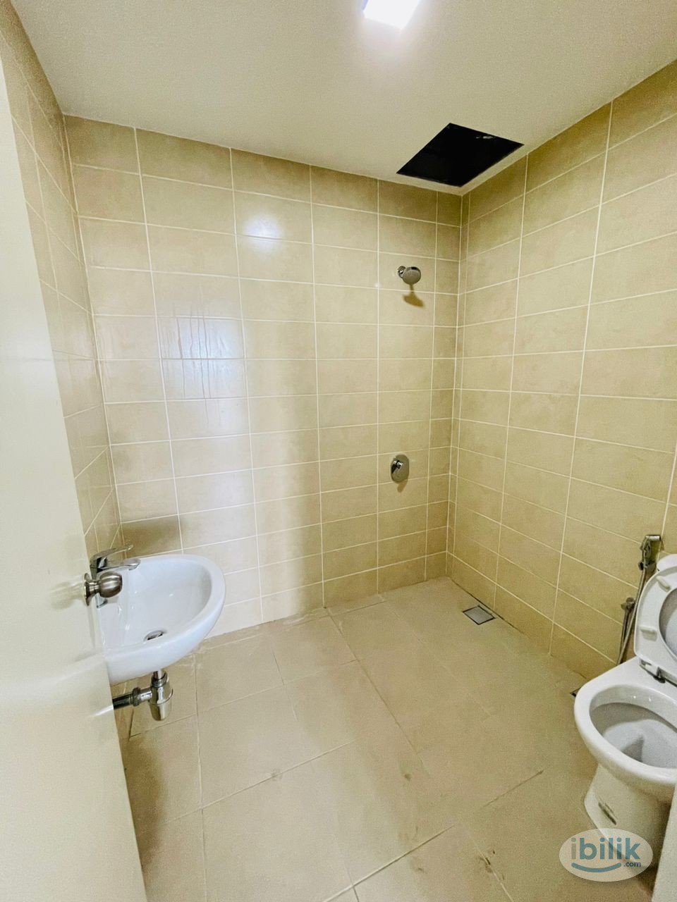 📍 Rooms In The Villa [ Private Rooms with Private Bathroom ] 🏡 - Image 1