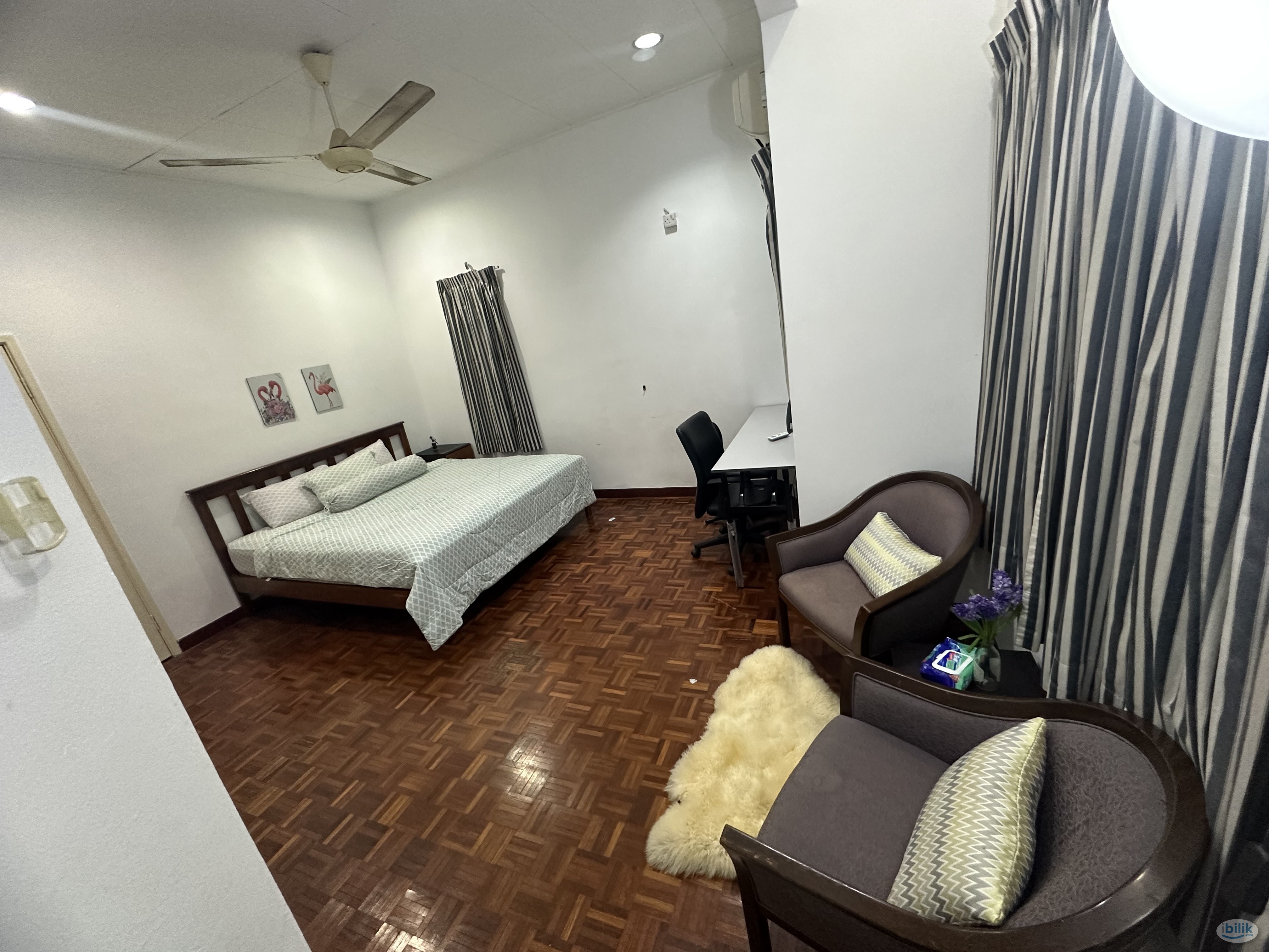 Best of the best huge master room for female - Image 1