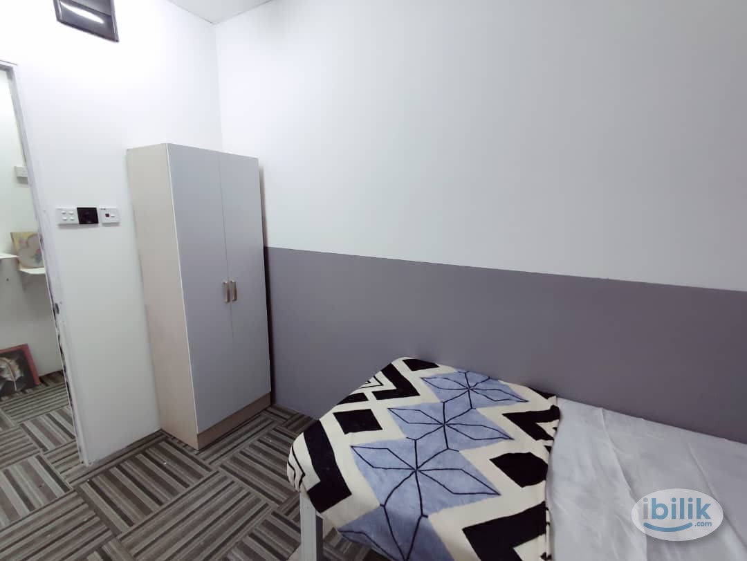 ECONOMIC Single Room FOR FEMALE at Glomac Centro, Bandar Utama shop lot residance - Image 1